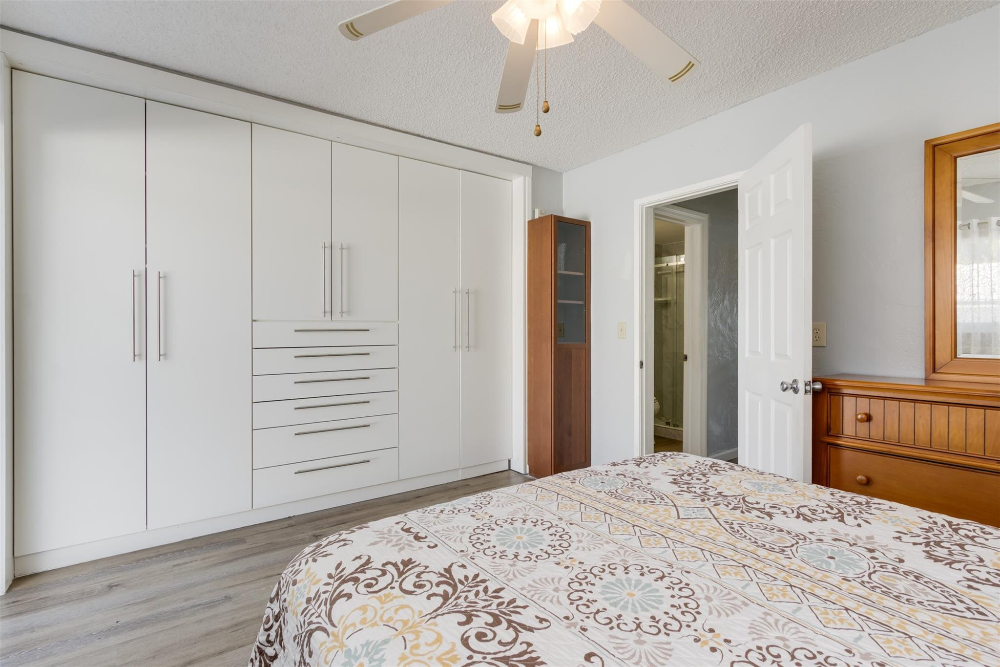 DIPLOMAT GARDEN - Residential