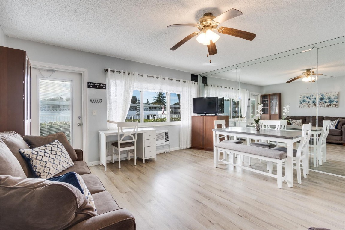 DIPLOMAT GARDEN - Residential