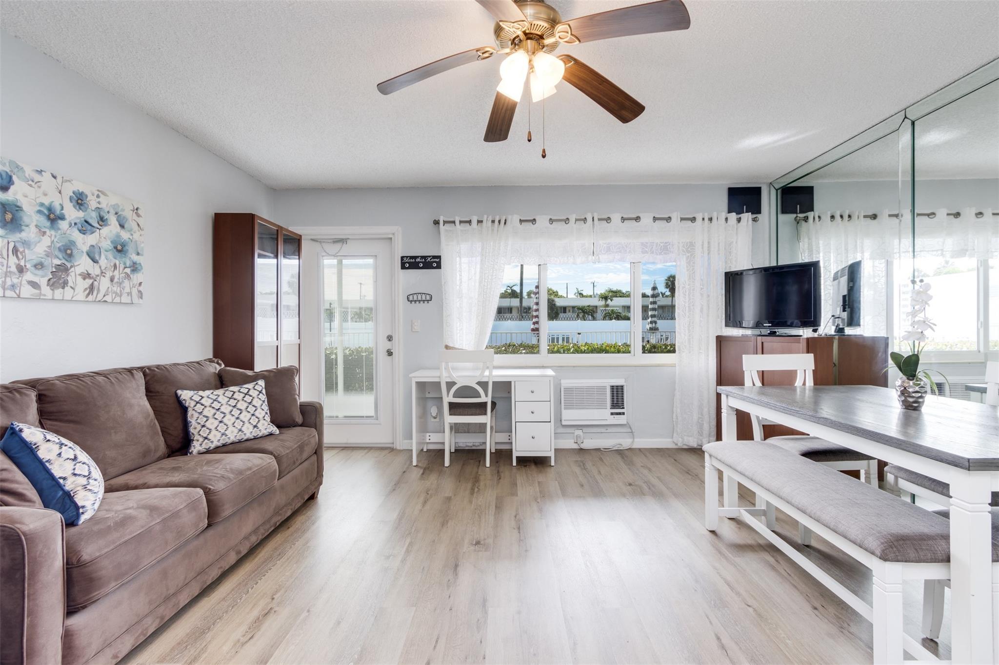 DIPLOMAT GARDEN - Residential