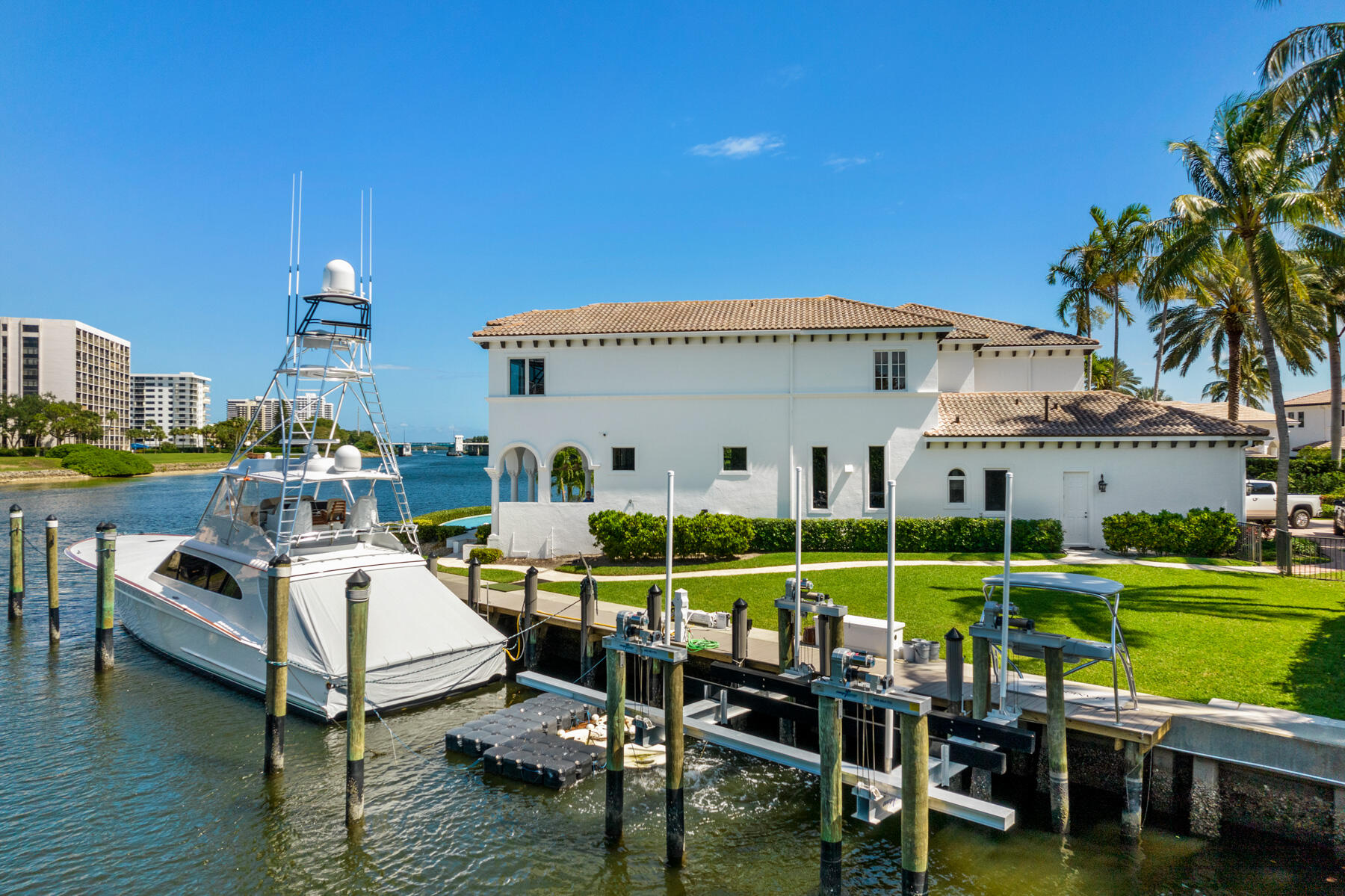 HARBOUR ISLES - Residential