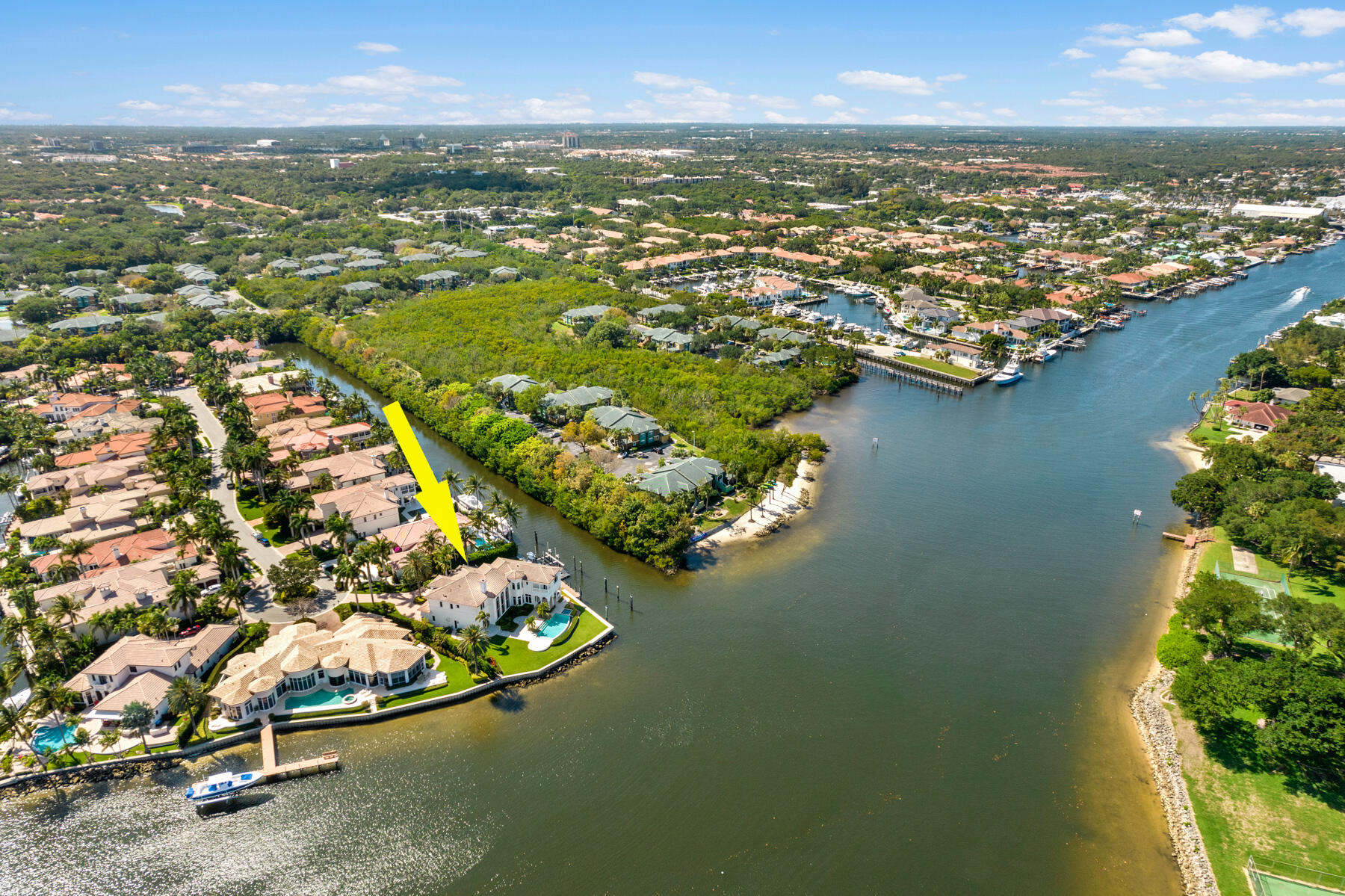 HARBOUR ISLES - Residential