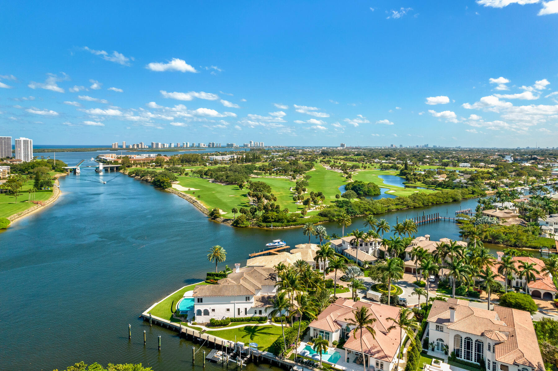 HARBOUR ISLES - Residential