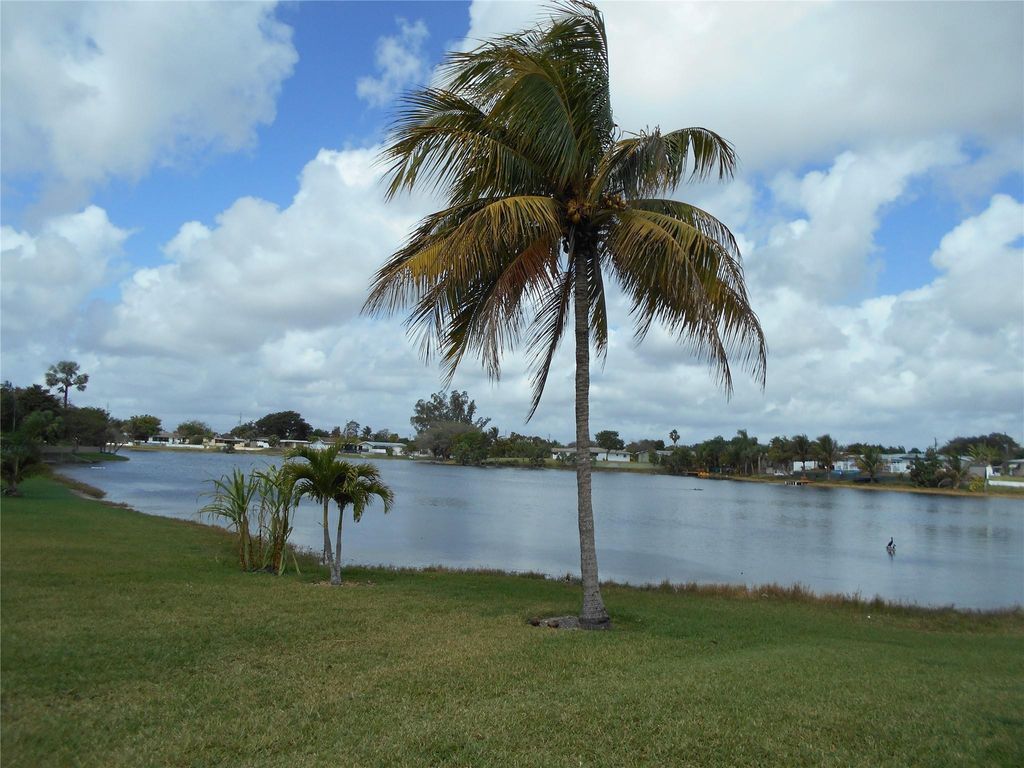 Photo of 1141 W River Drive #8, Pompano Beach, FL 33063 (MLS # F10556464)
