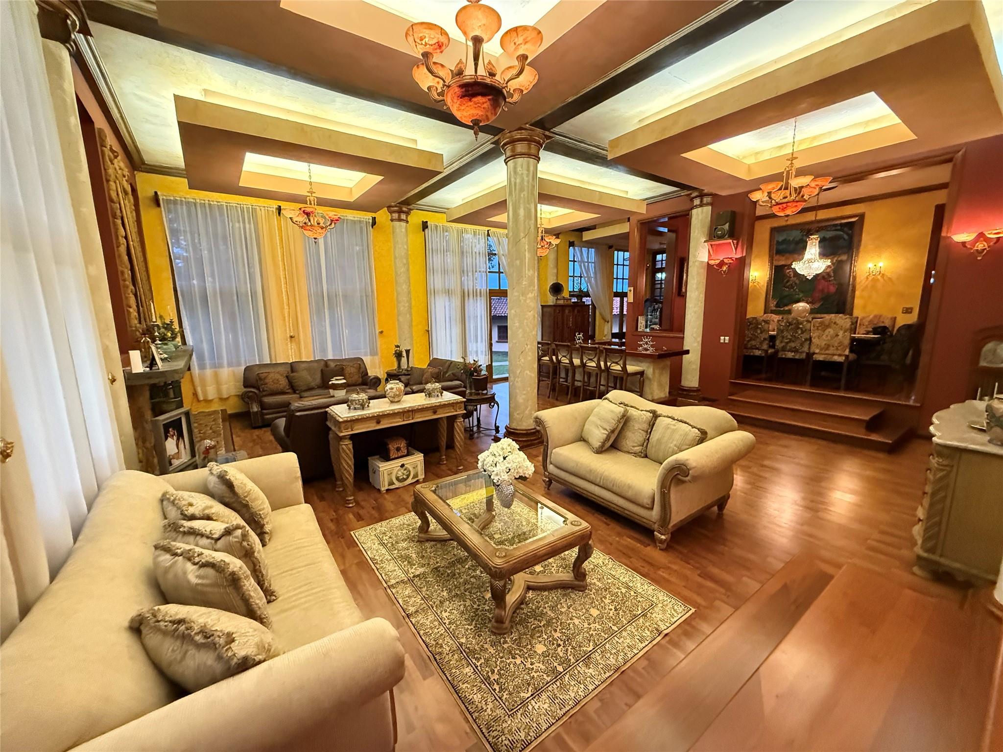 VILLA ELENA - Residential