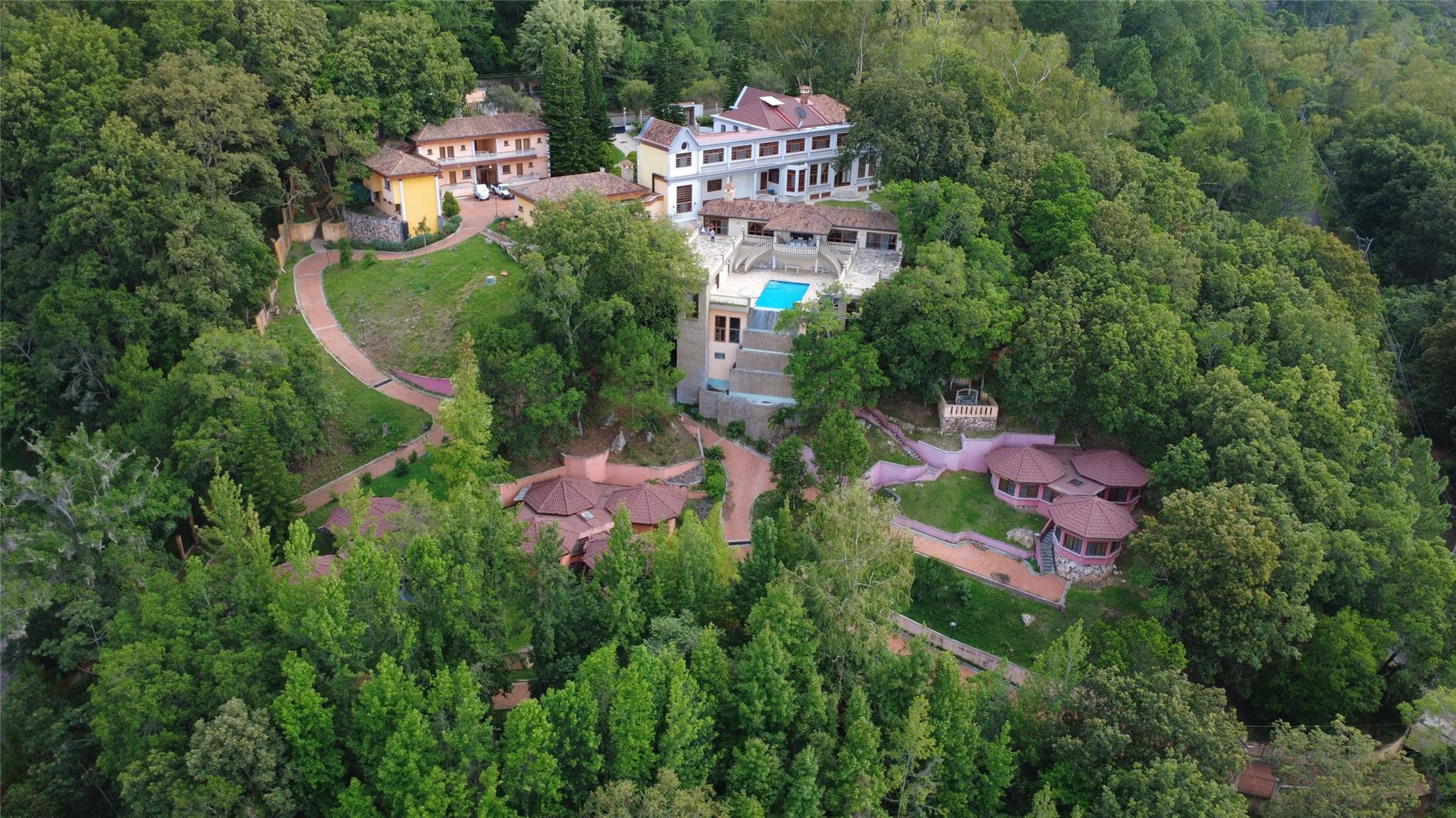 VILLA ELENA - Residential