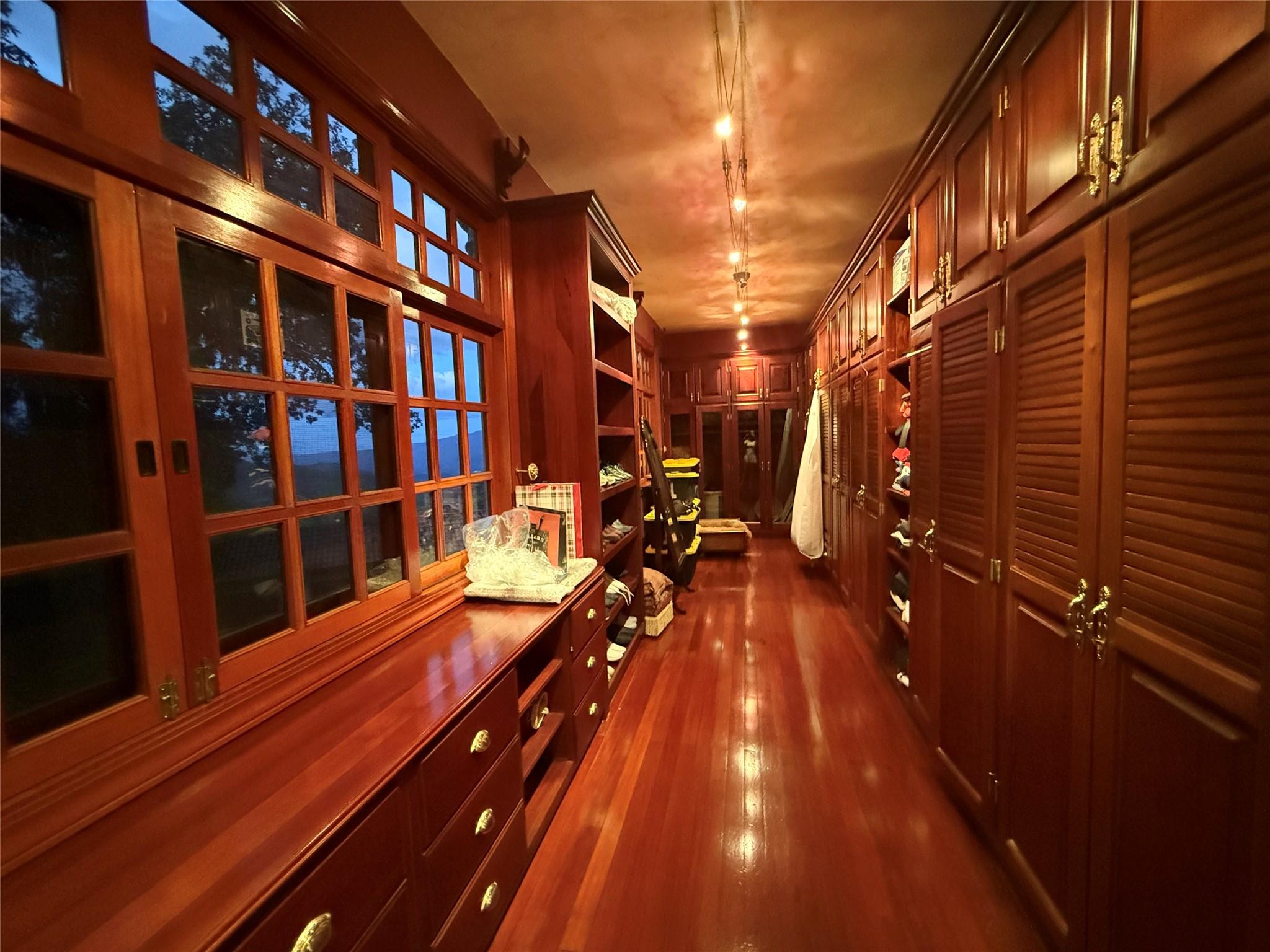 VILLA ELENA - Residential