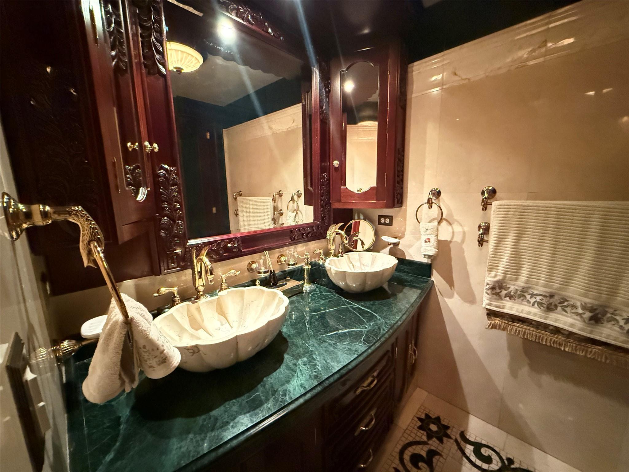 VILLA ELENA - Residential