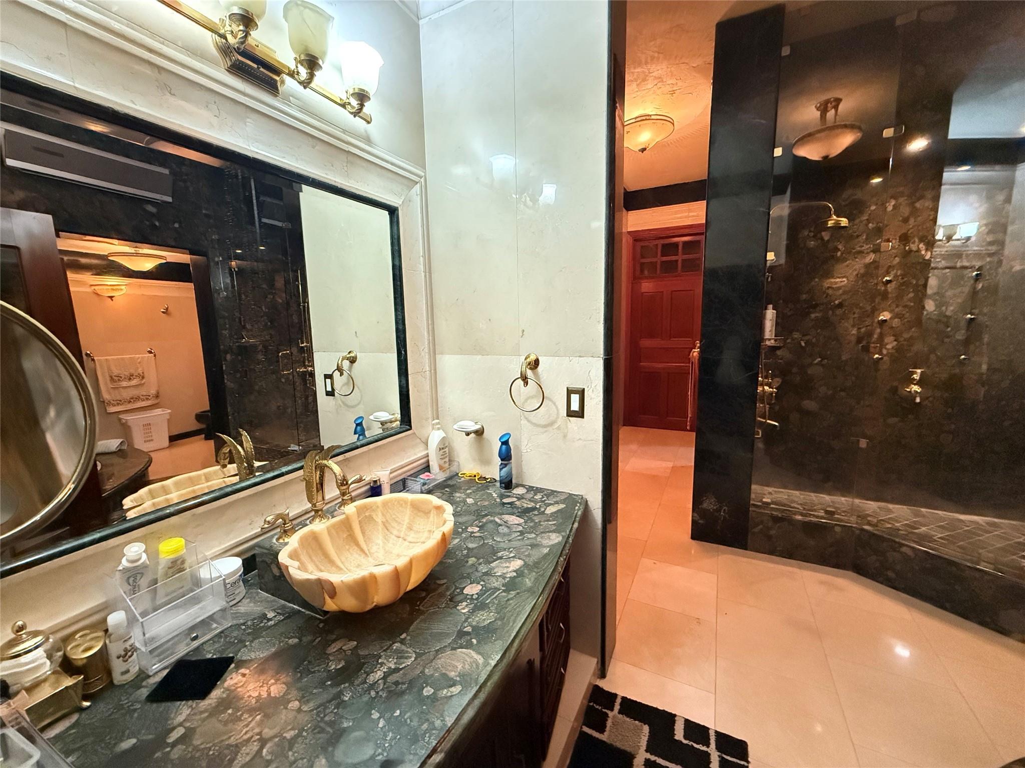 VILLA ELENA - Residential