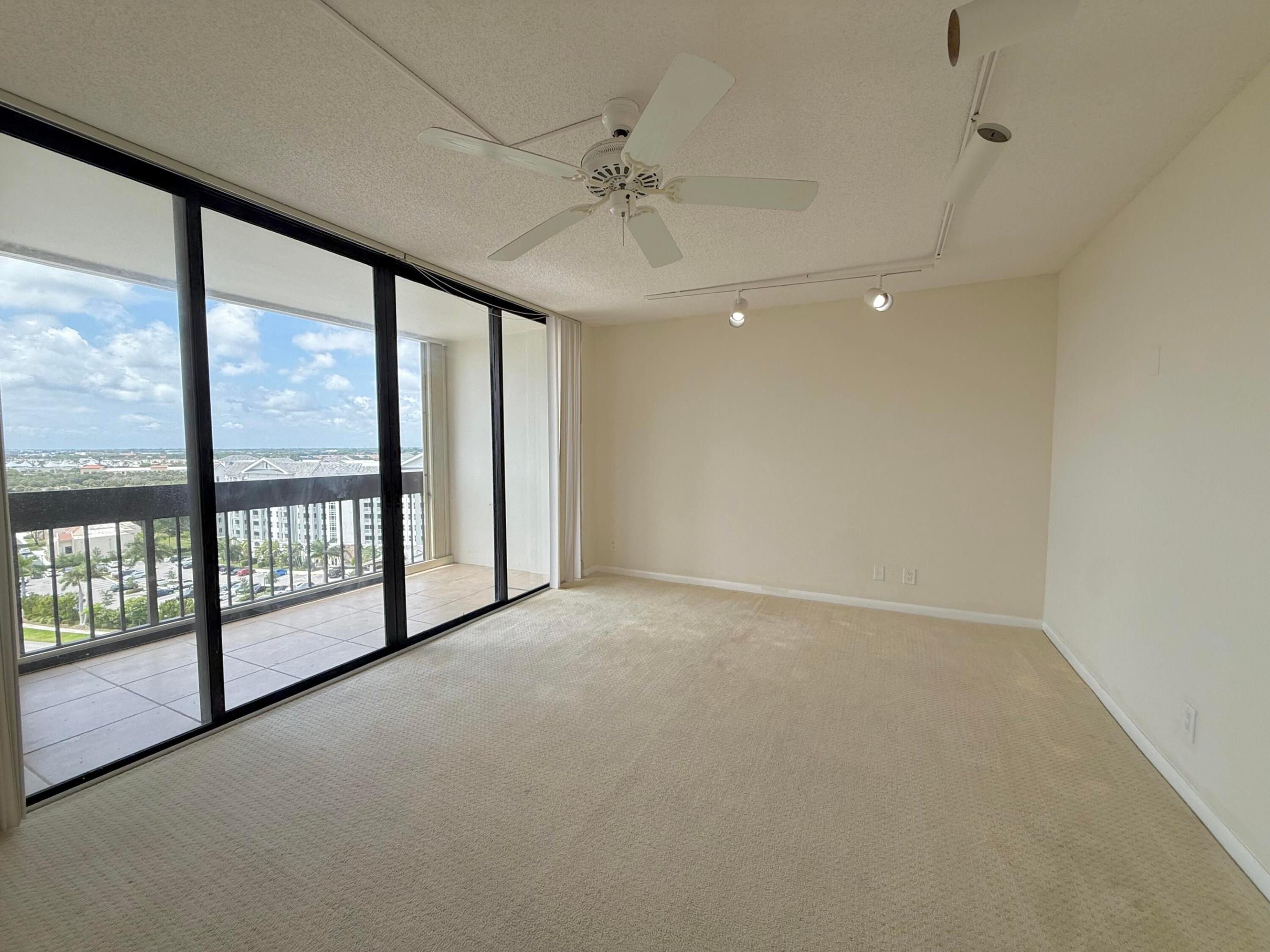 LANDS OF THE PRESIDENT CONDO 2 , - Residential Lease