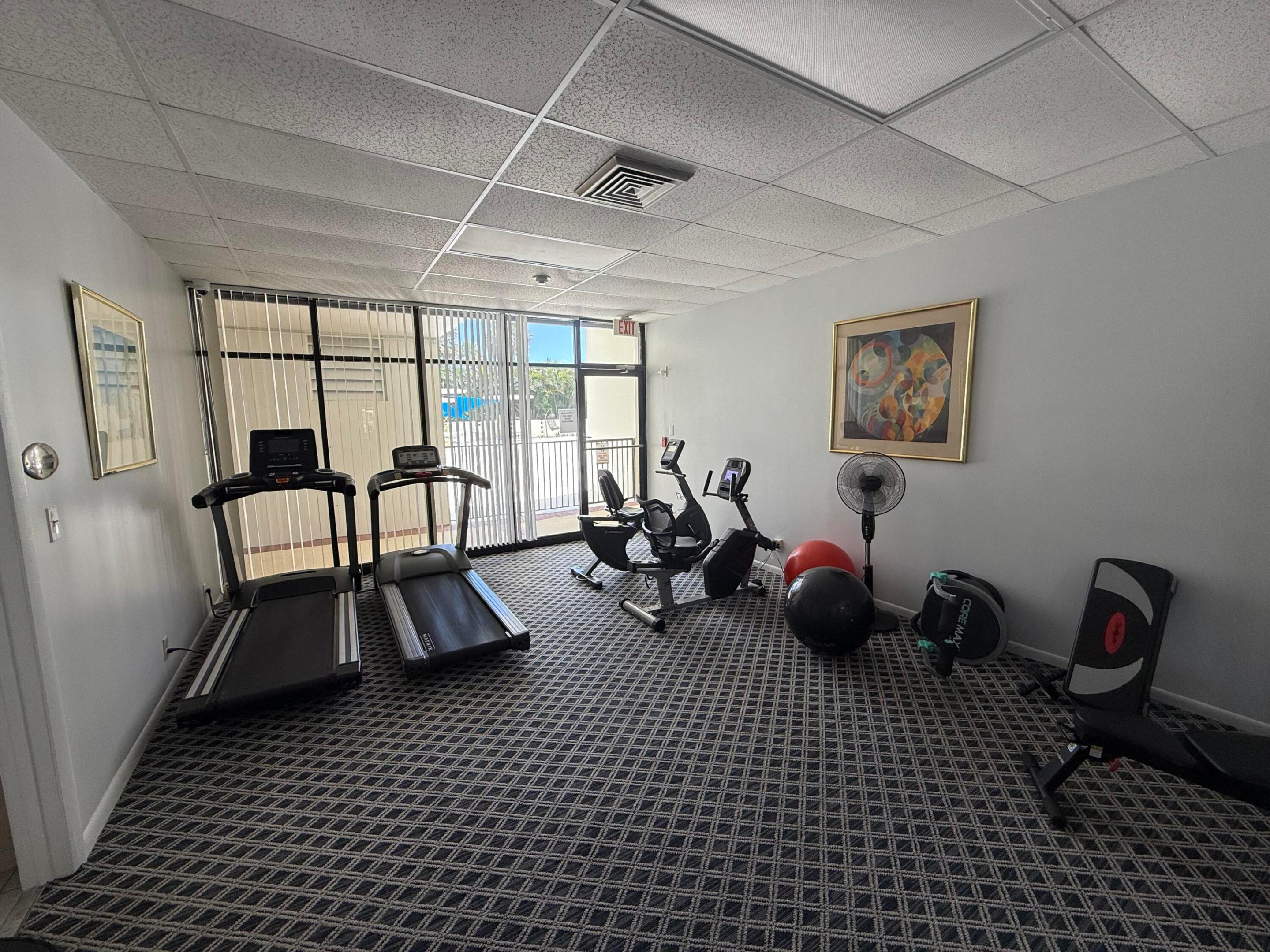 LANDS OF THE PRESIDENT CONDO 2 , - Residential Lease