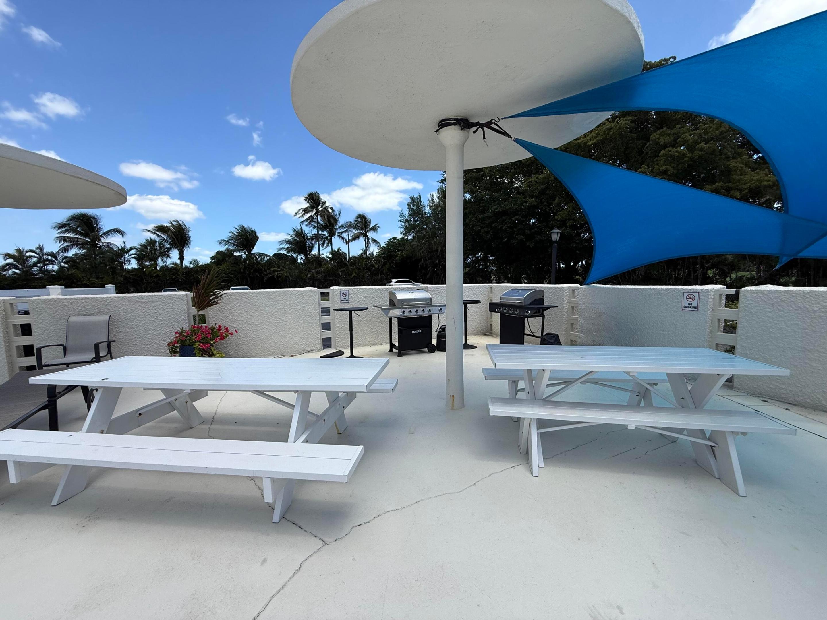 LANDS OF THE PRESIDENT CONDO 2 , - Residential Lease