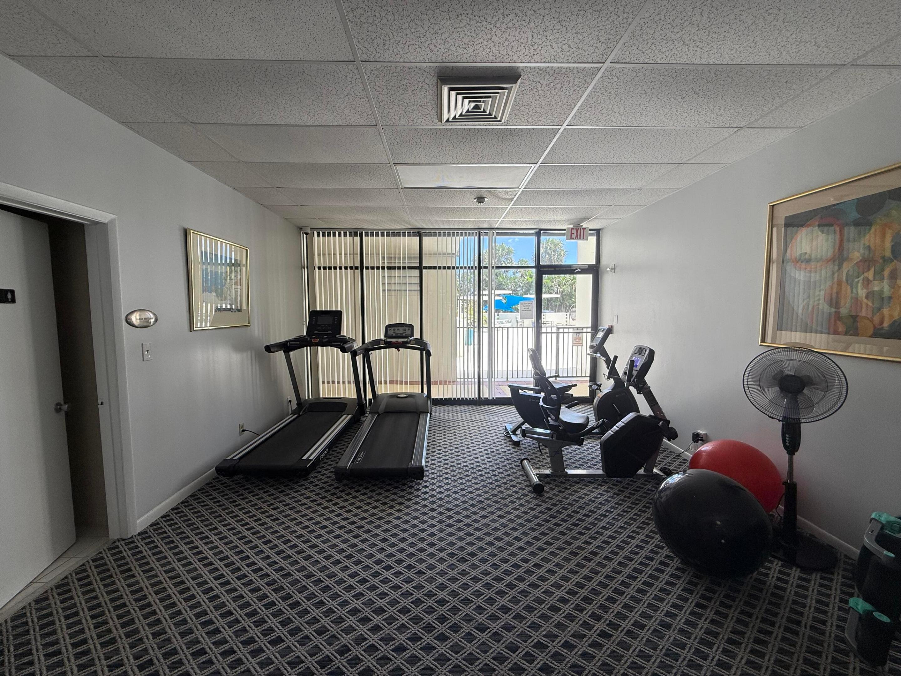 LANDS OF THE PRESIDENT CONDO 2 , - Residential Lease