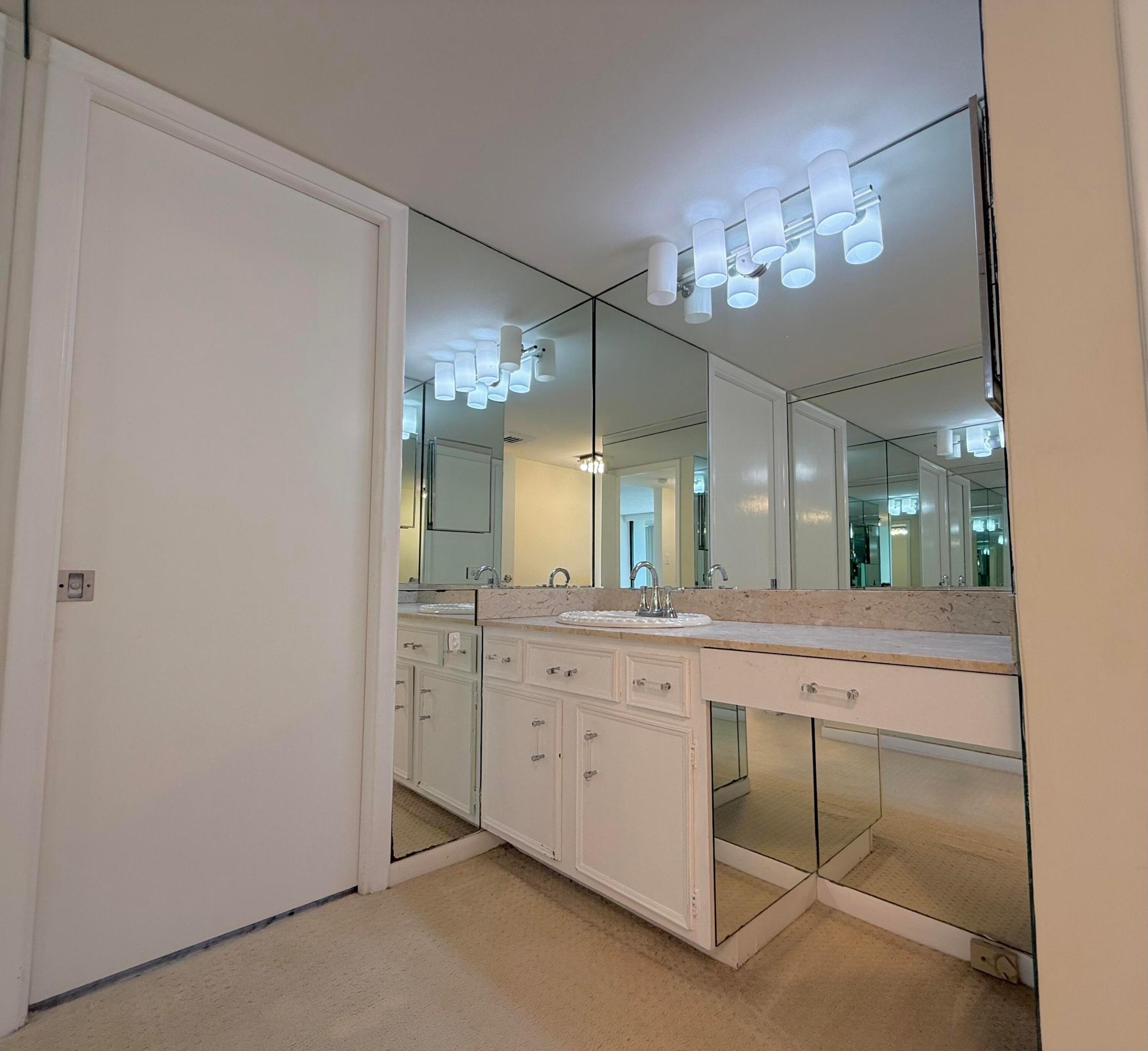 LANDS OF THE PRESIDENT CONDO 2 , - Residential Lease