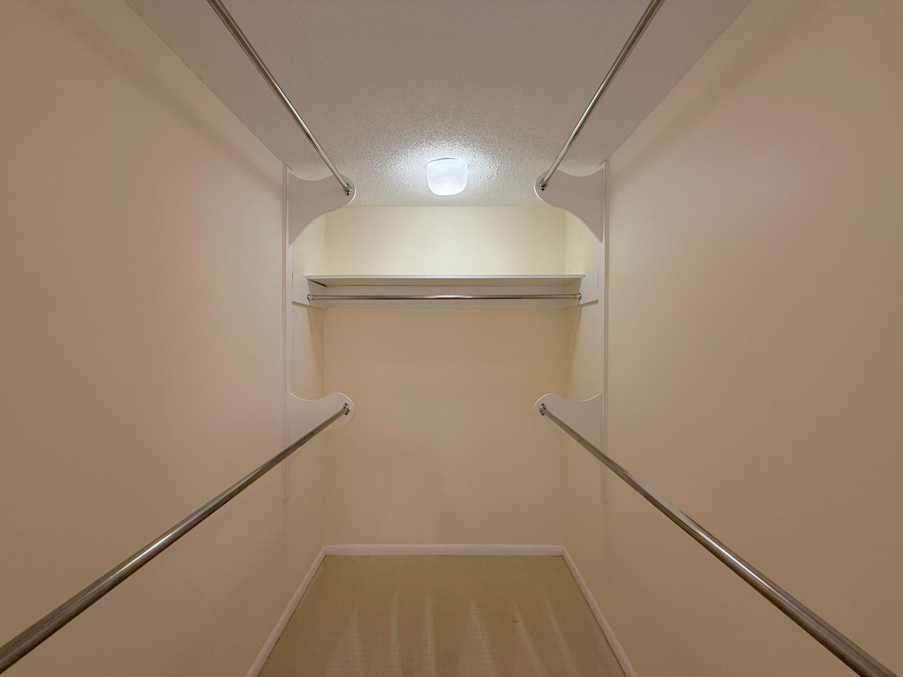 LANDS OF THE PRESIDENT CONDO 2 , - Residential Lease