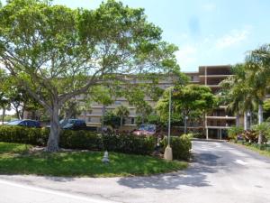 BOCA TEECA CONDO 4 - Residential