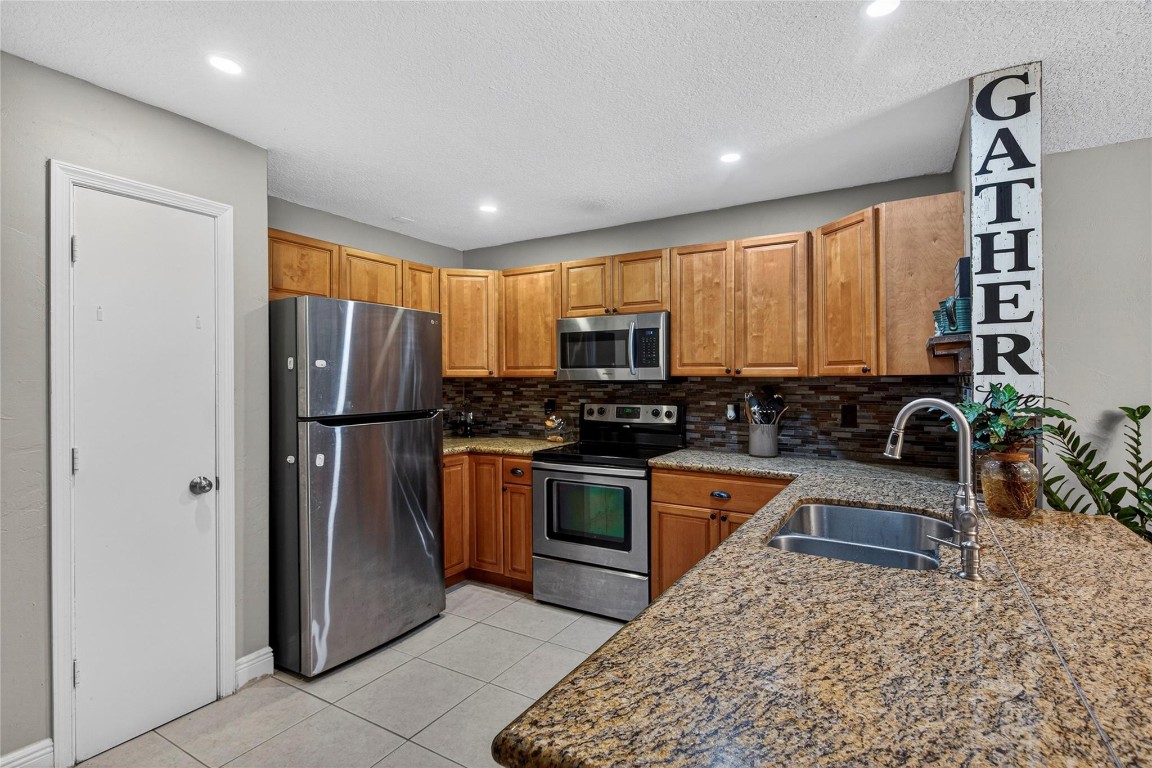 SPRINGS PARK - Residential