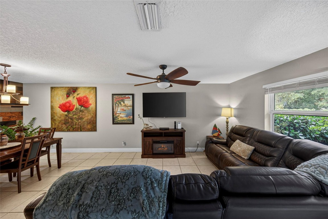 SPRINGS PARK - Residential