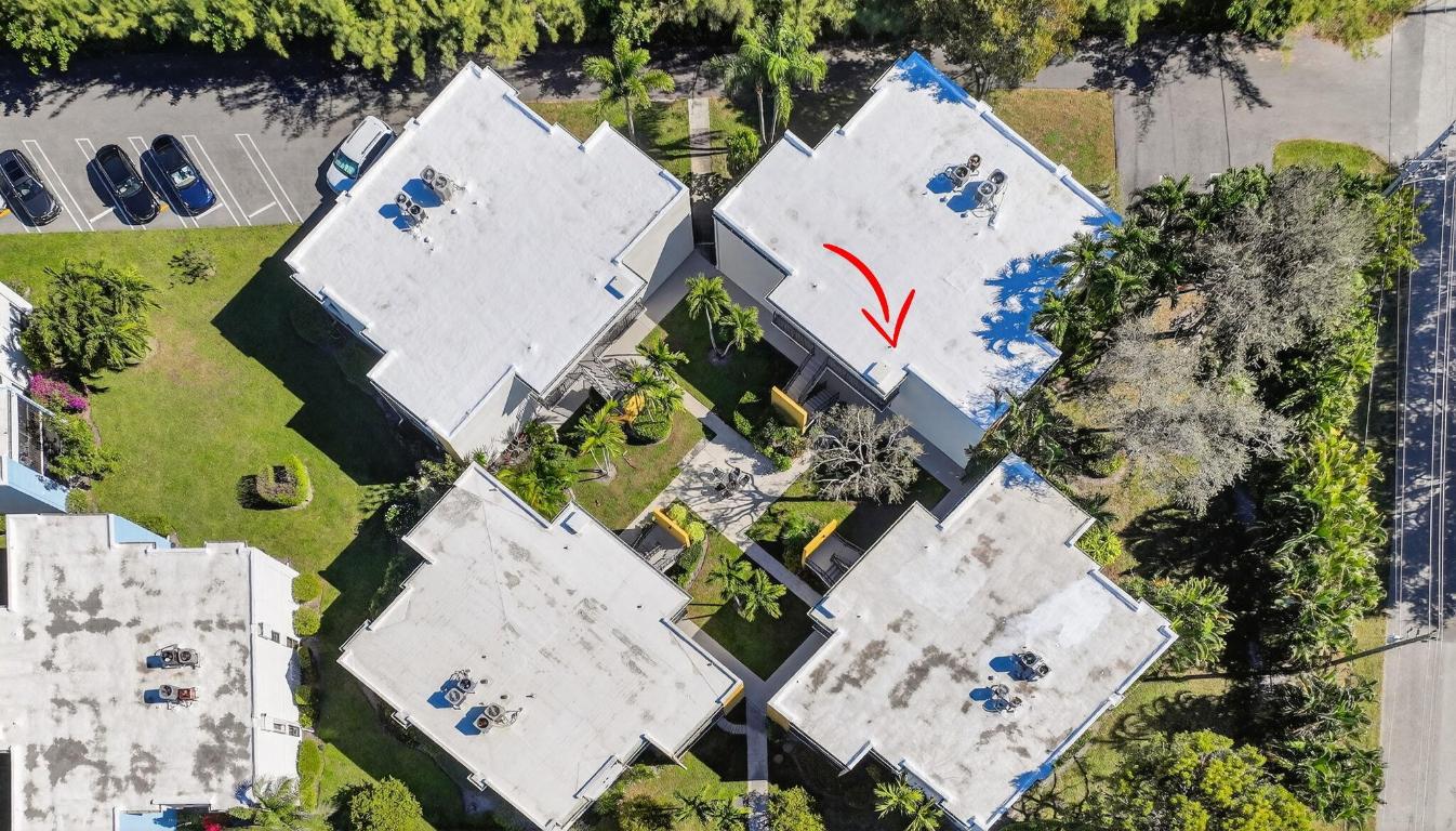 TOWN & COUNTRY ESTATES CONDO - Residential