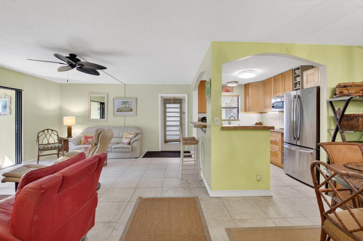 TOWN & COUNTRY ESTATES CONDO - Residential