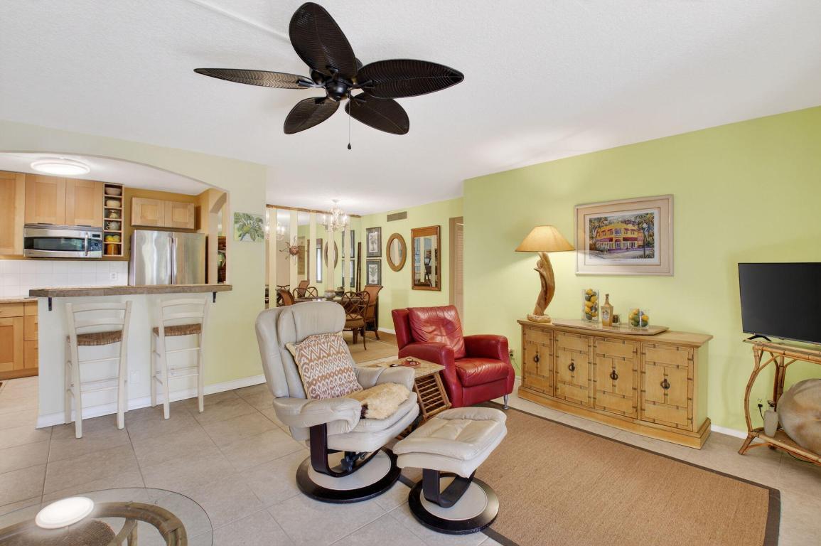 TOWN & COUNTRY ESTATES CONDO - Residential