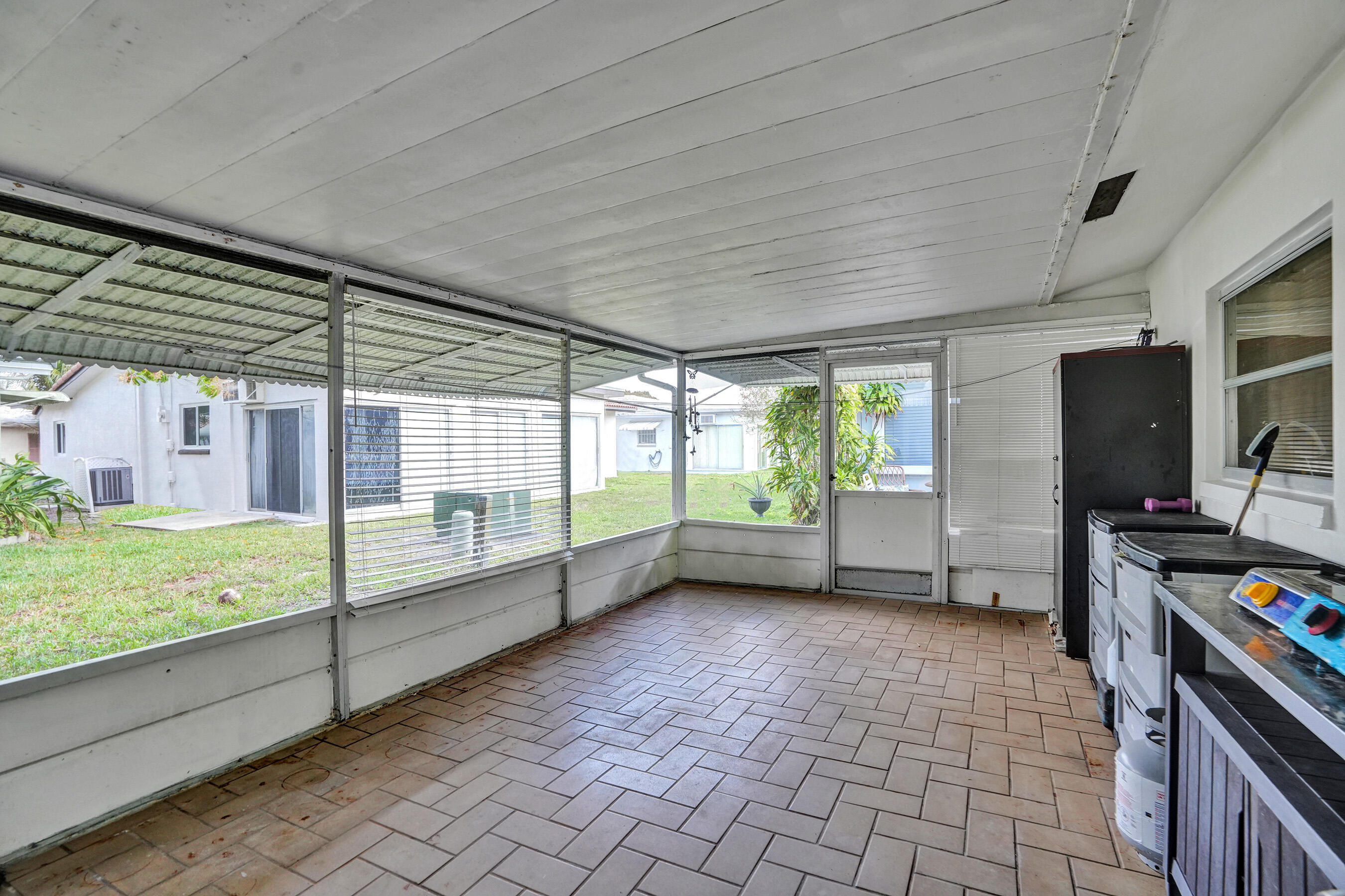 MAINLANDS OF TAMARAC LAKES - Residential