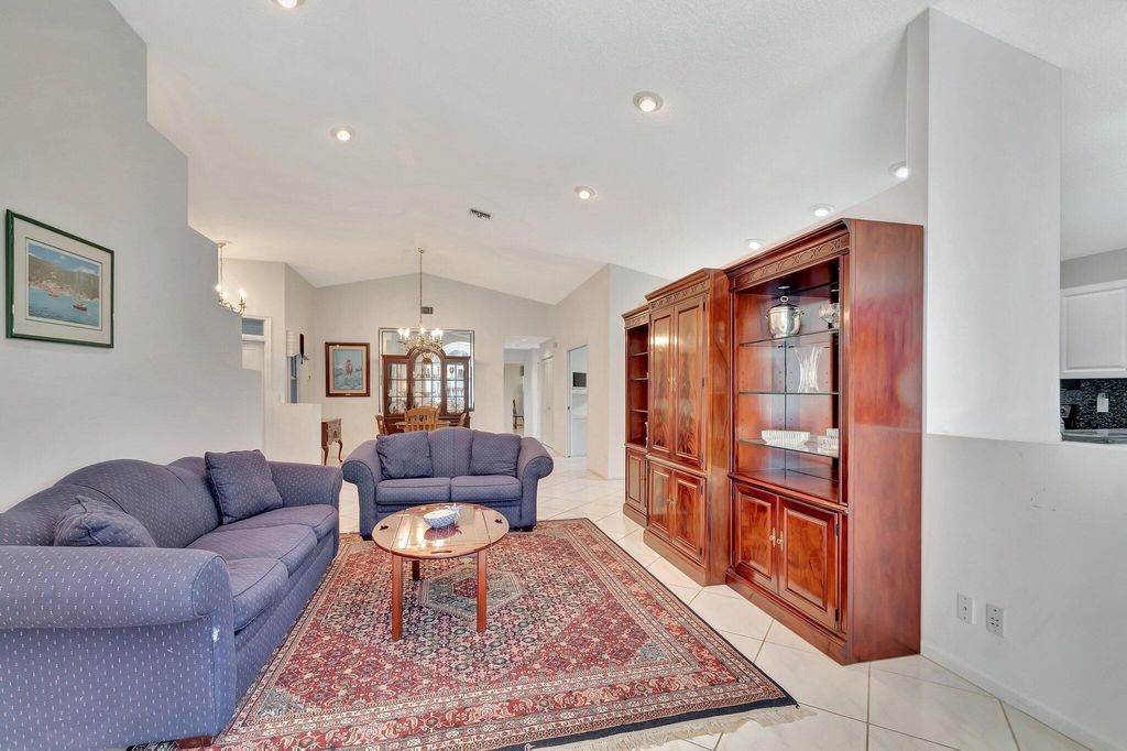 Photo of 9858 Harbour Lake Circle, Boynton Beach, FL 33437 (MLS # R11074091)