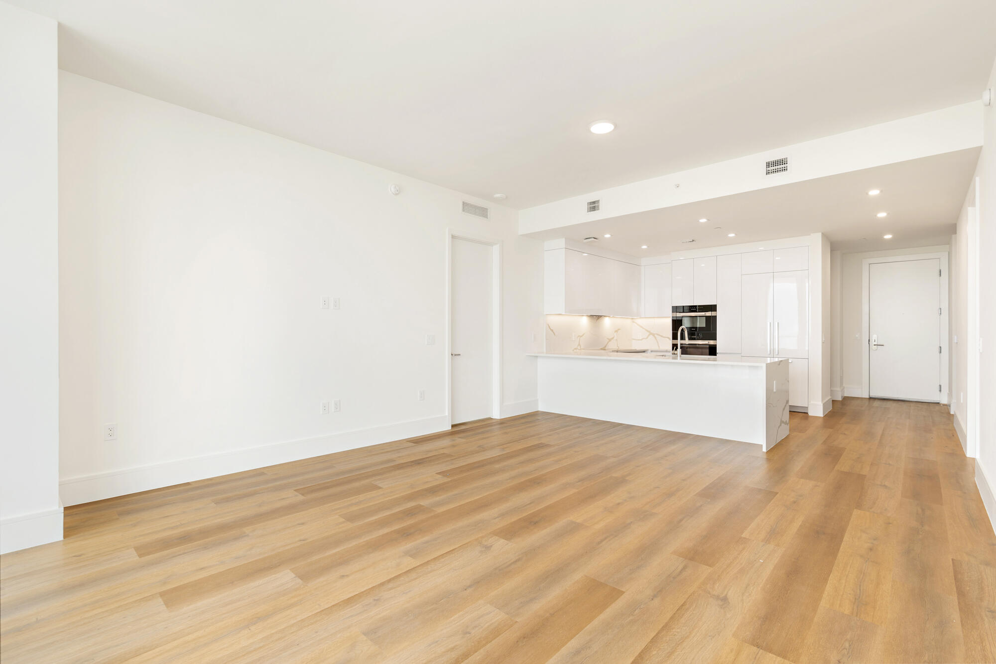 220 Lake Shore Drive 1809