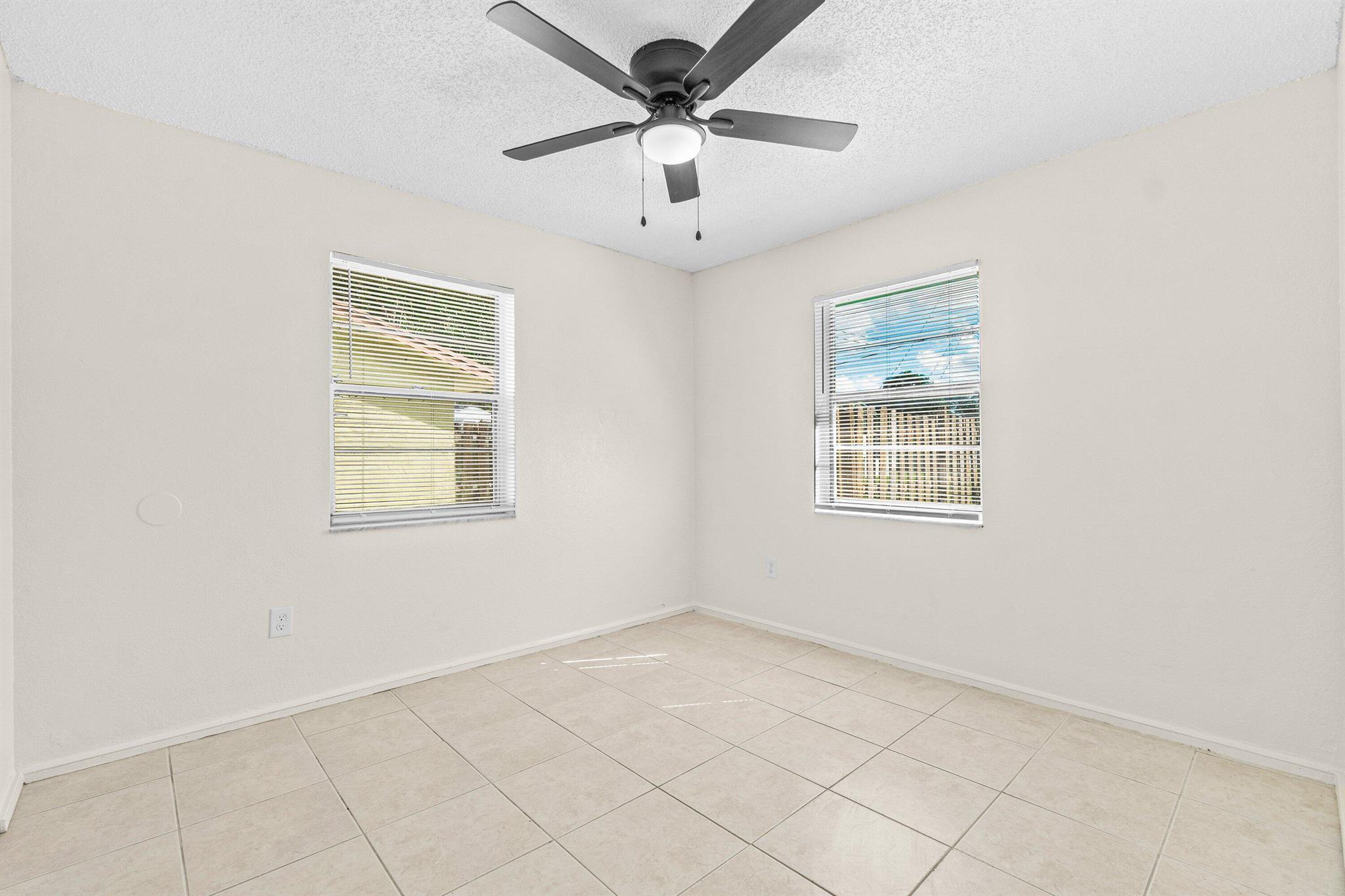 Gulfstream Apartments - Residential Lease