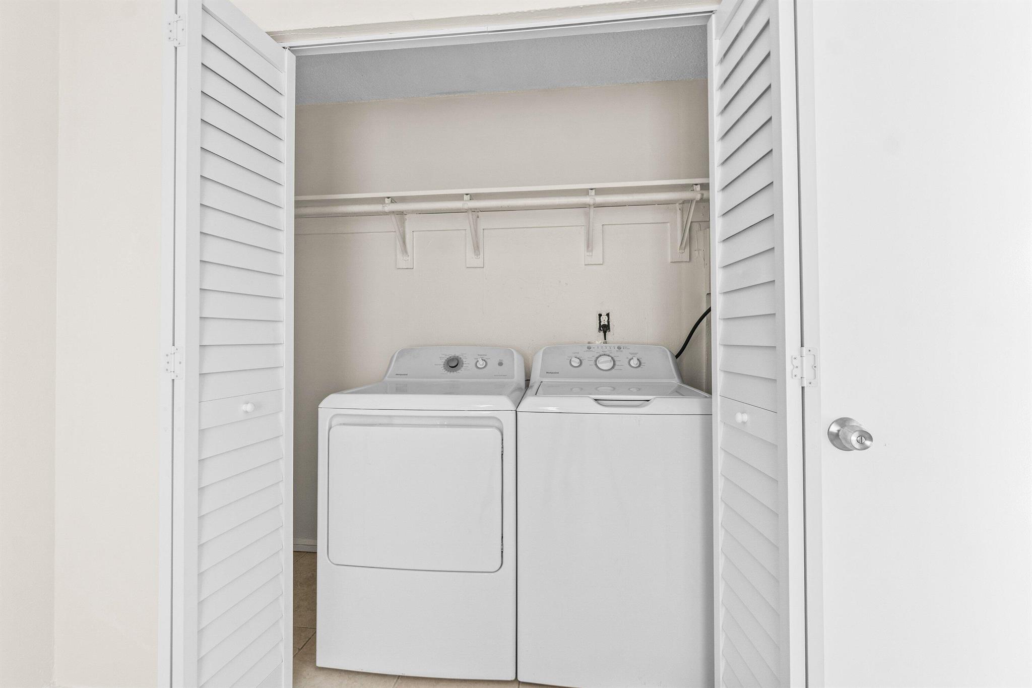 Gulfstream Apartments - Residential Lease