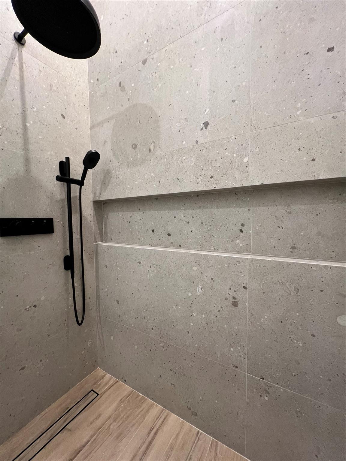 Pinecrest - Residential