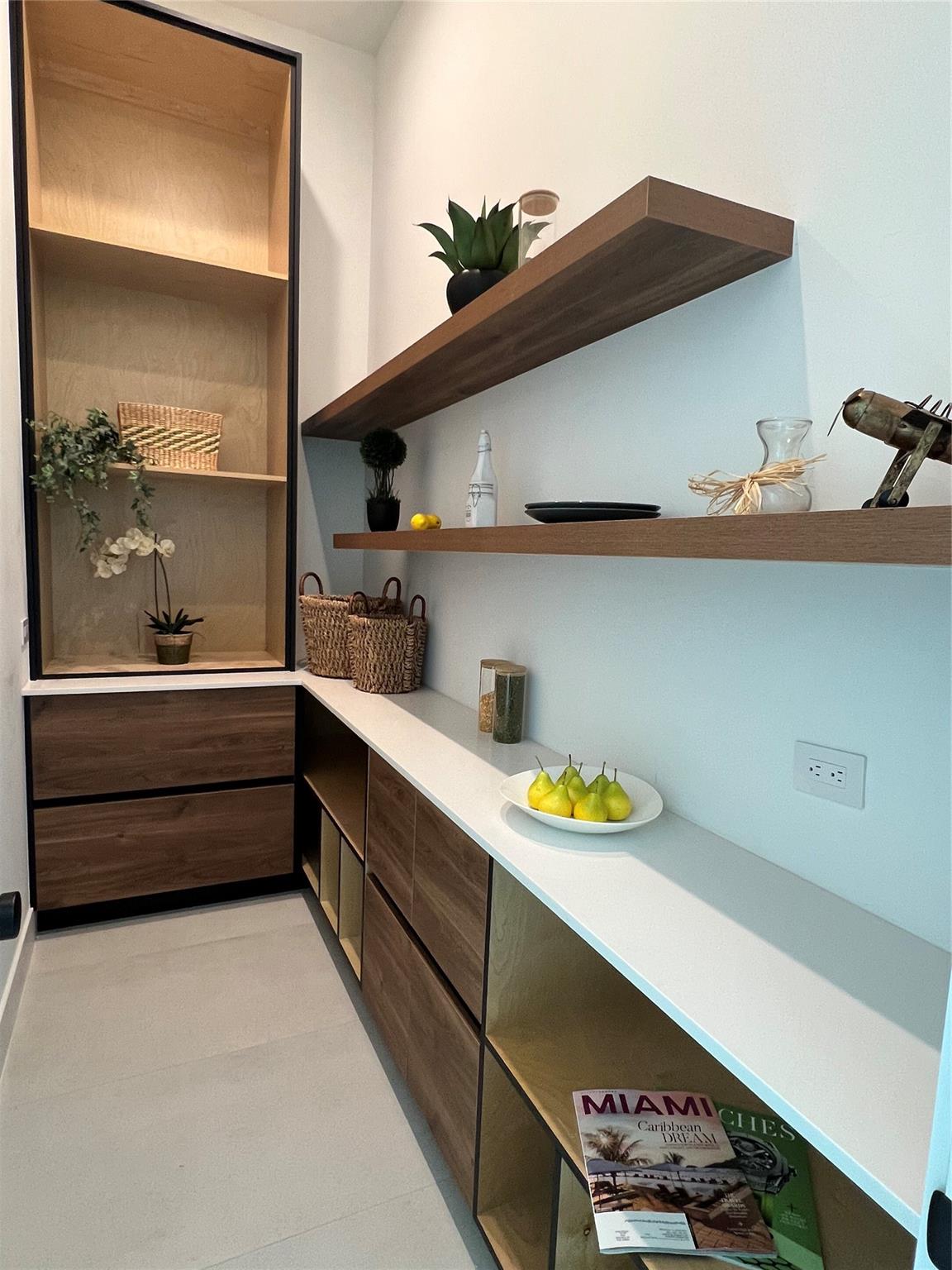 Pinecrest - Residential