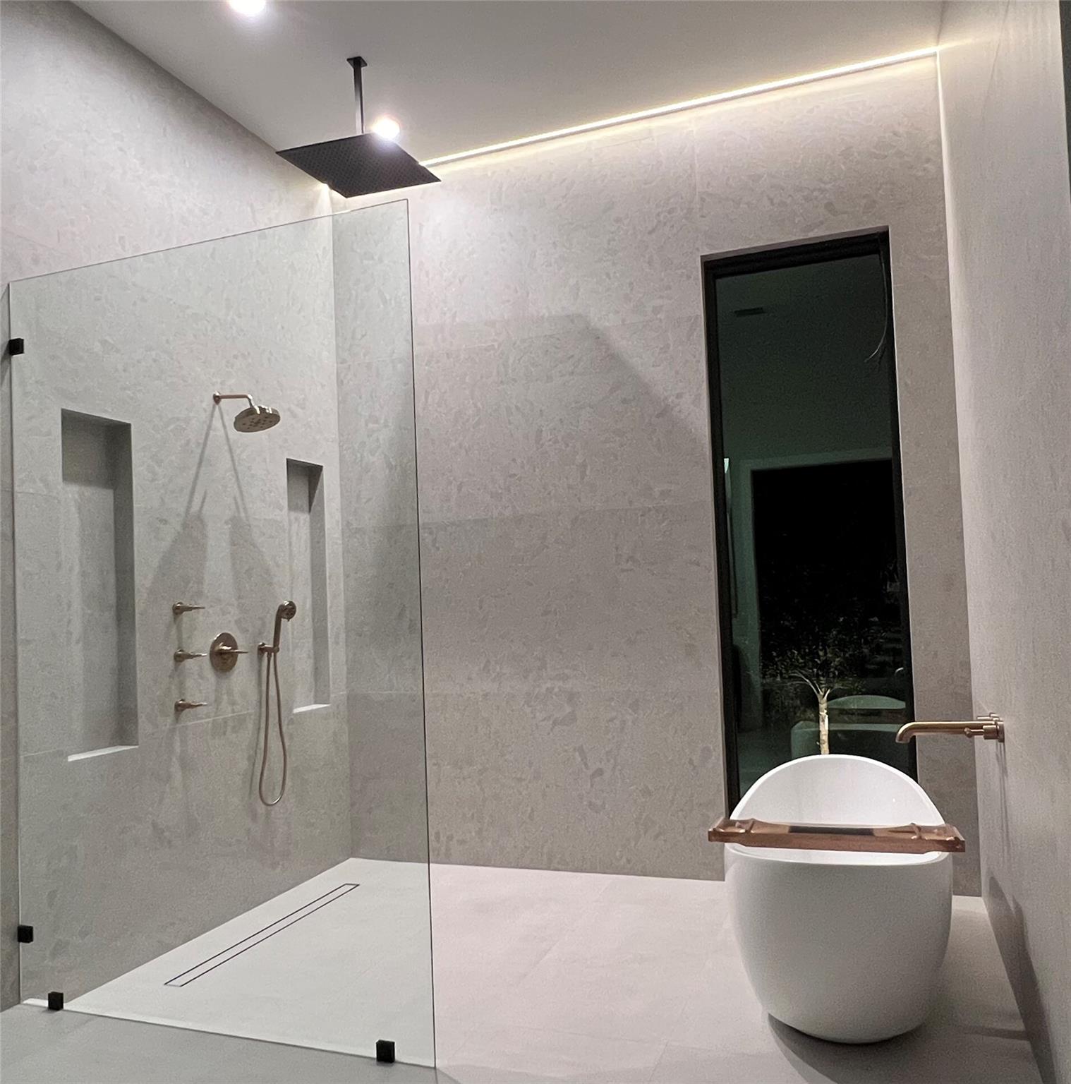 Pinecrest - Residential