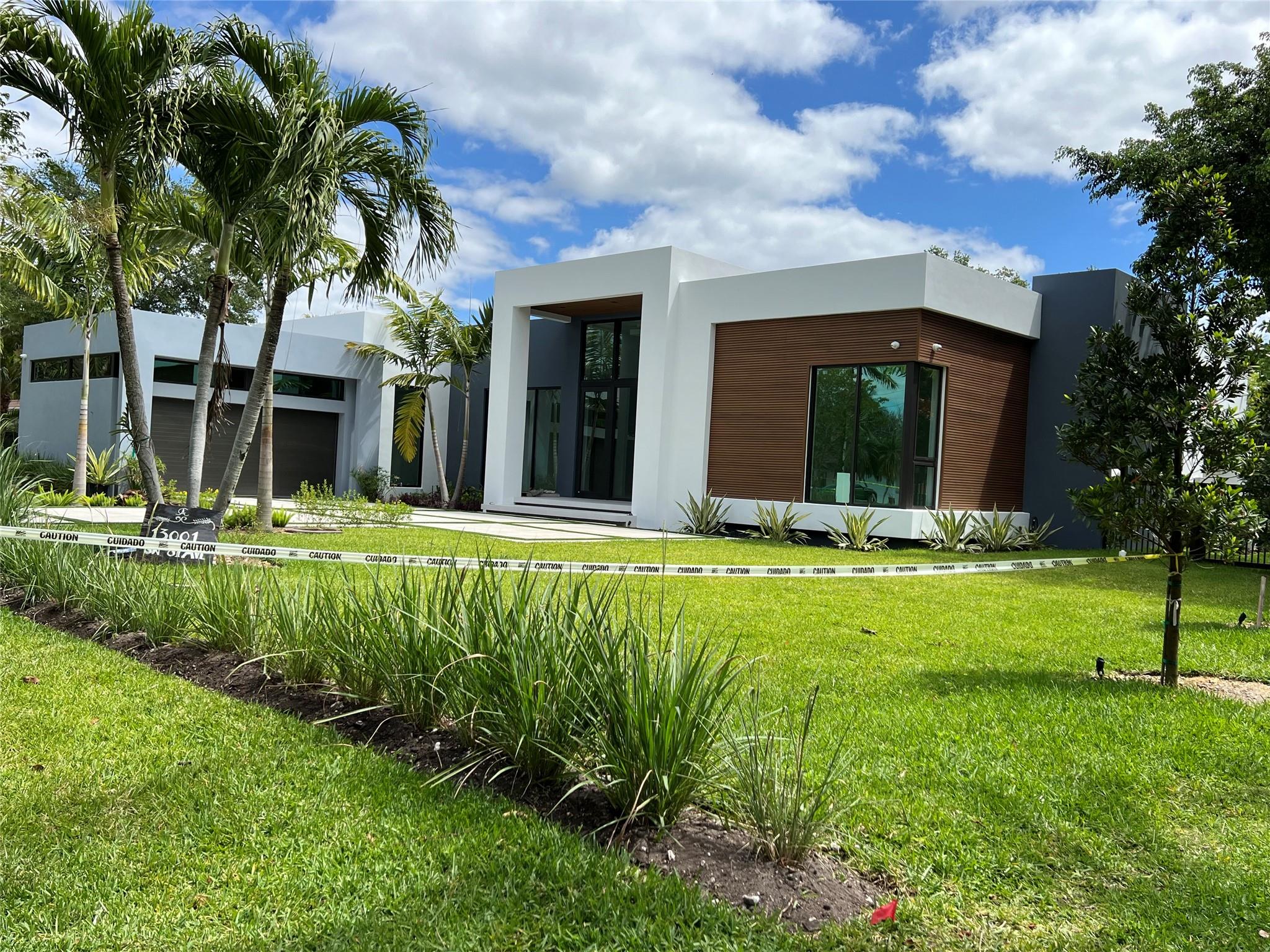 Pinecrest - Residential