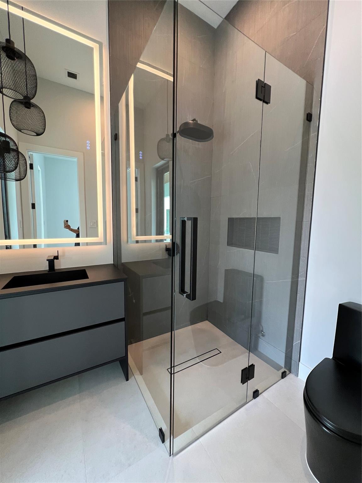 Pinecrest - Residential