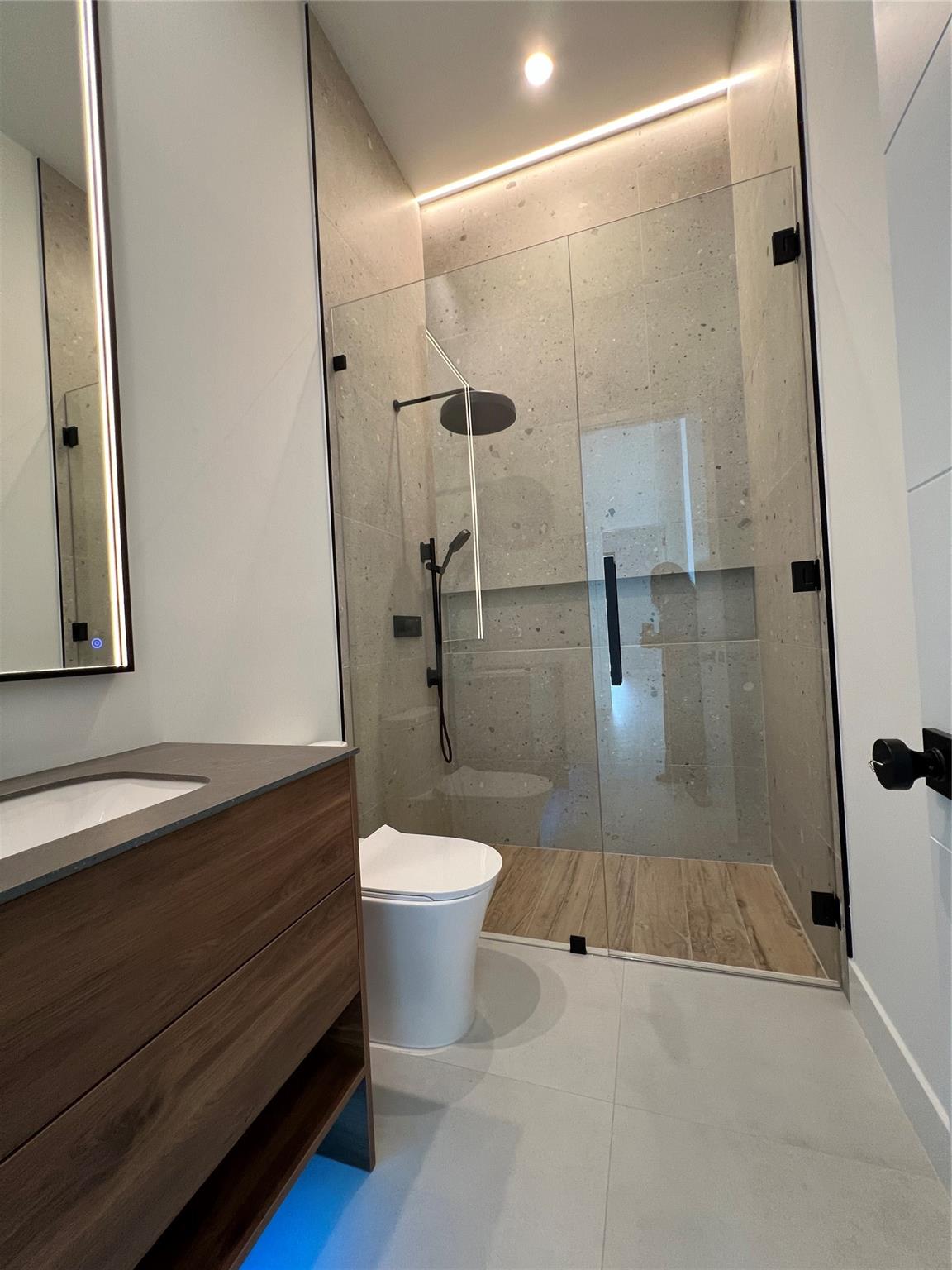 Pinecrest - Residential