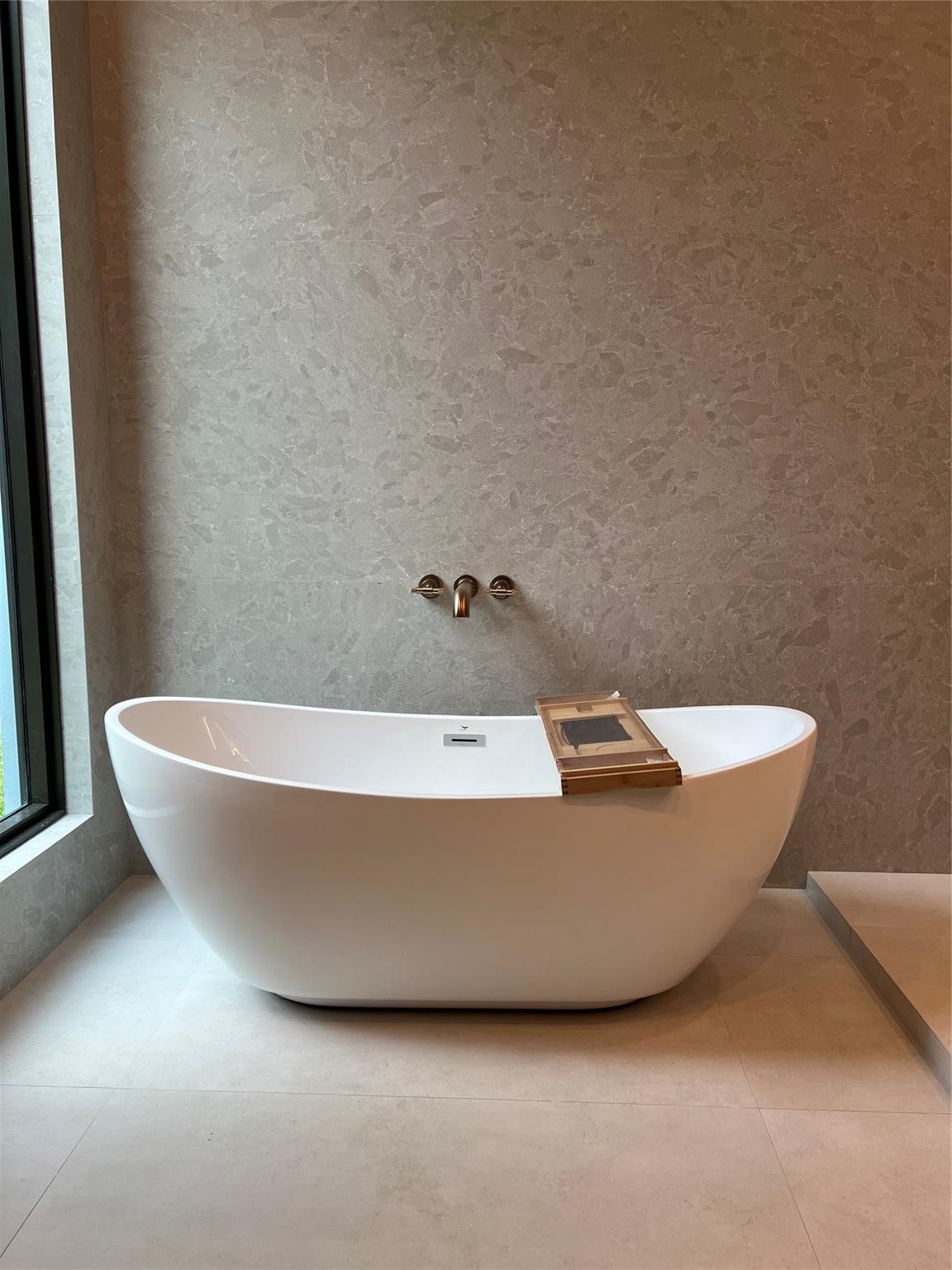 Pinecrest - Residential