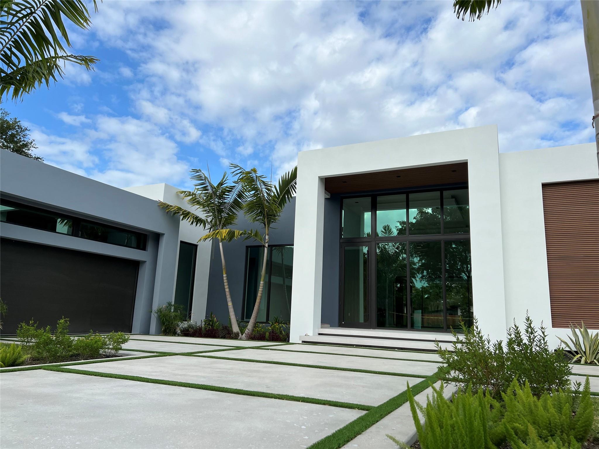 Pinecrest - Residential