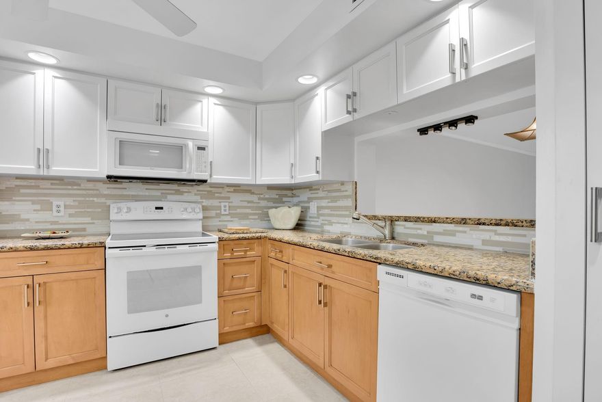 LUXURY FLOOR PLAN, INSIDE FULL SIZE WASHER & DRYER N/S EXPOSURE FROM THE GLASS-ENCLOSED PATIO FACING THE PANORAMIC GOLF COURSE & LAKE FOUNTAIN VIEWS LIGHT ALL DAY WITHOUT DIRECT HEAT IN THE SUMMER MONTHS. INSIDE WASHER/DRYER. REMODELED KITCHEN & REMODELED PRIMARY BATHROOM. KNOCKDOWN CEILINGS (NO POPCORN), CROWN MOLDING, ALL TILE, NO CARPET OR MIRRORS.  Water heater 2018, A/C 2009, 2015 Bathroom Renovation, 2019 Master Bedroom Impact Window. Newer roof & Elevator.  ALL ASSESSMENTS HAVE BEEN PAID.  SEE ALL THE PHOTOS, THEN SEE FOR YOURSELF.  55+ GOOD INCOME GOOD CREDIT SCORE REQUIRED=RULE OF THUMB IS ONLY X3