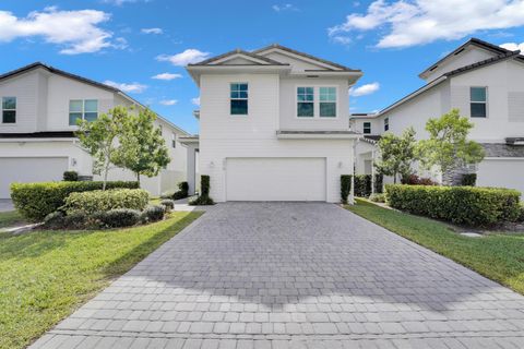 A home in Deerfield Beach