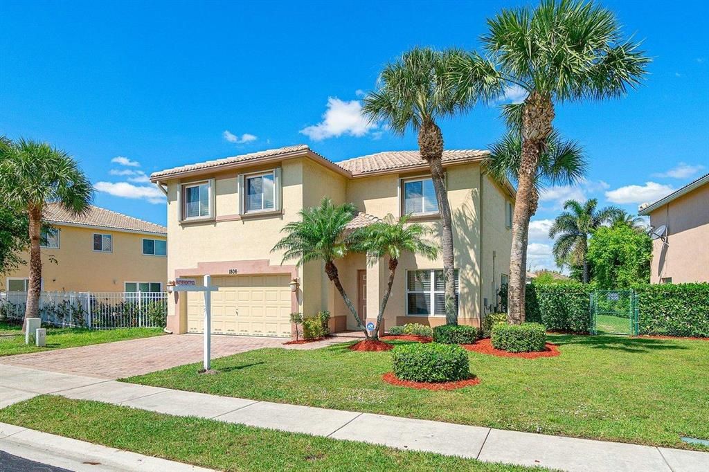 Photo of 1806 Magliano Drive, Boynton Beach, FL 33436 (MLS # R10697528)
