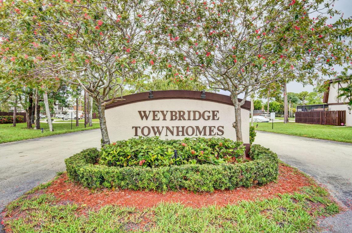 WEYBRIDGE TOWNHOMES PH I - Residential