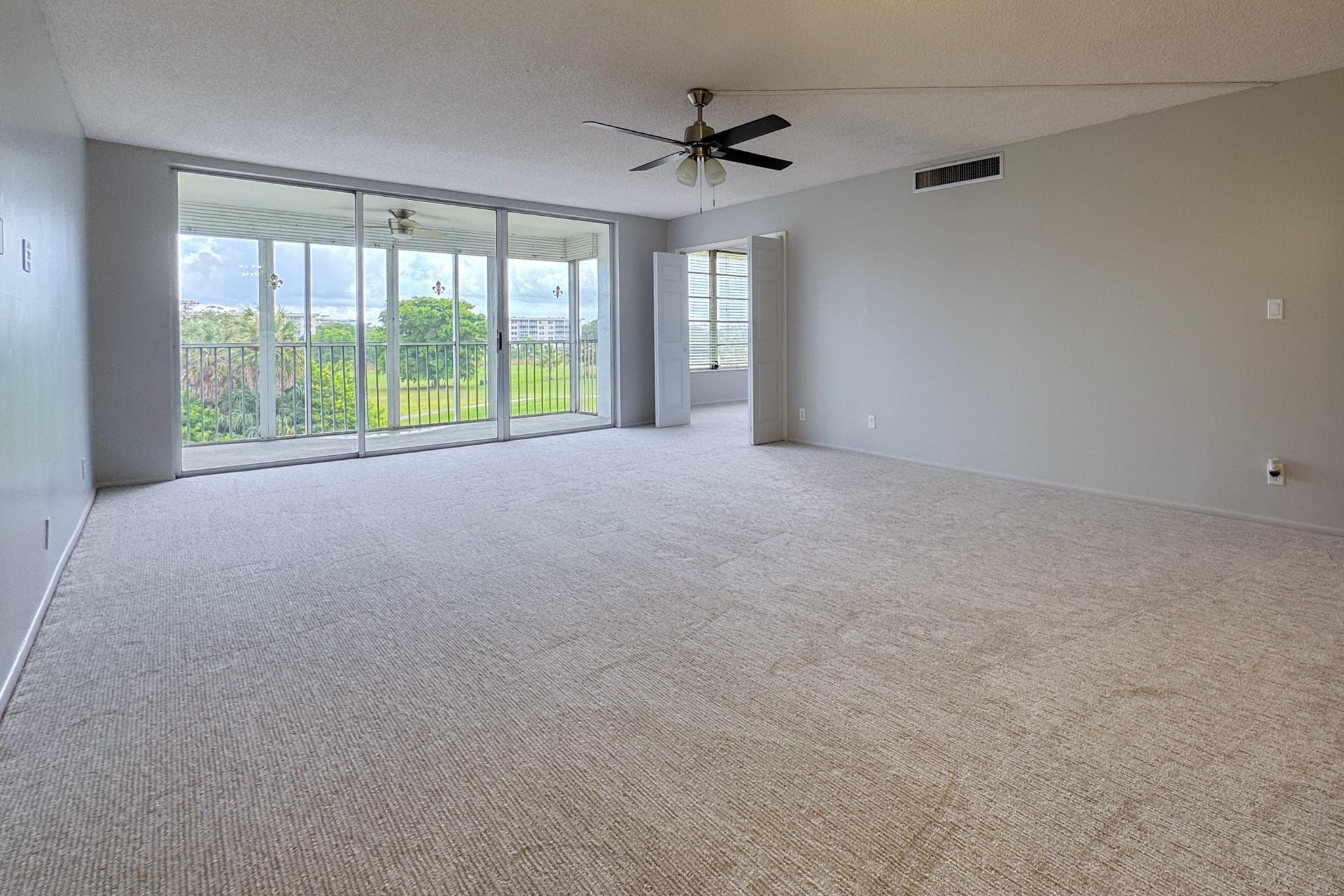 3051 S Palm Aire Dr 401