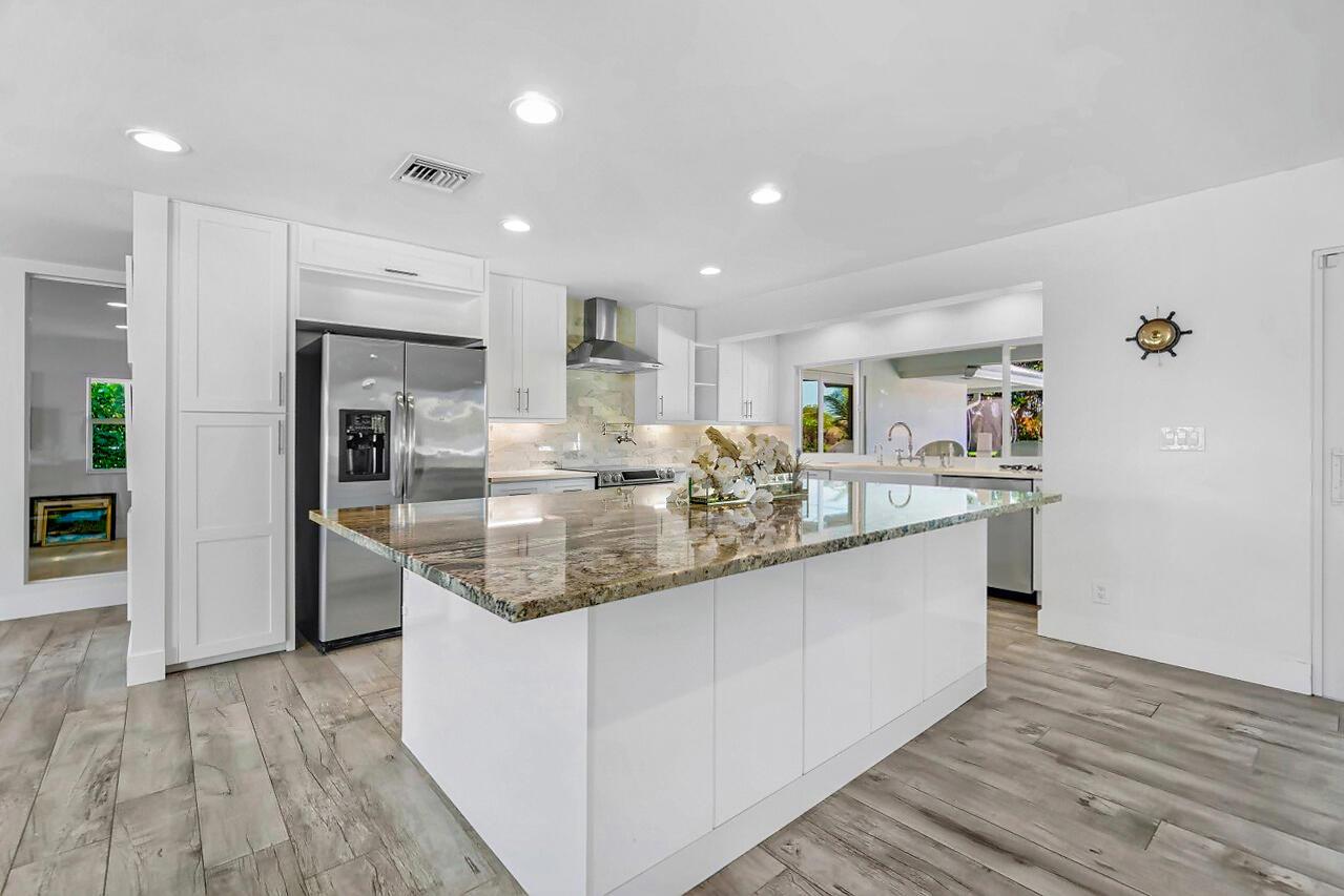 Village of North Palm Bea - Residential