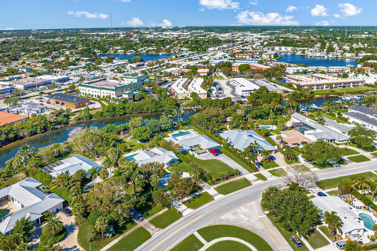 Village of North Palm Bea - Residential