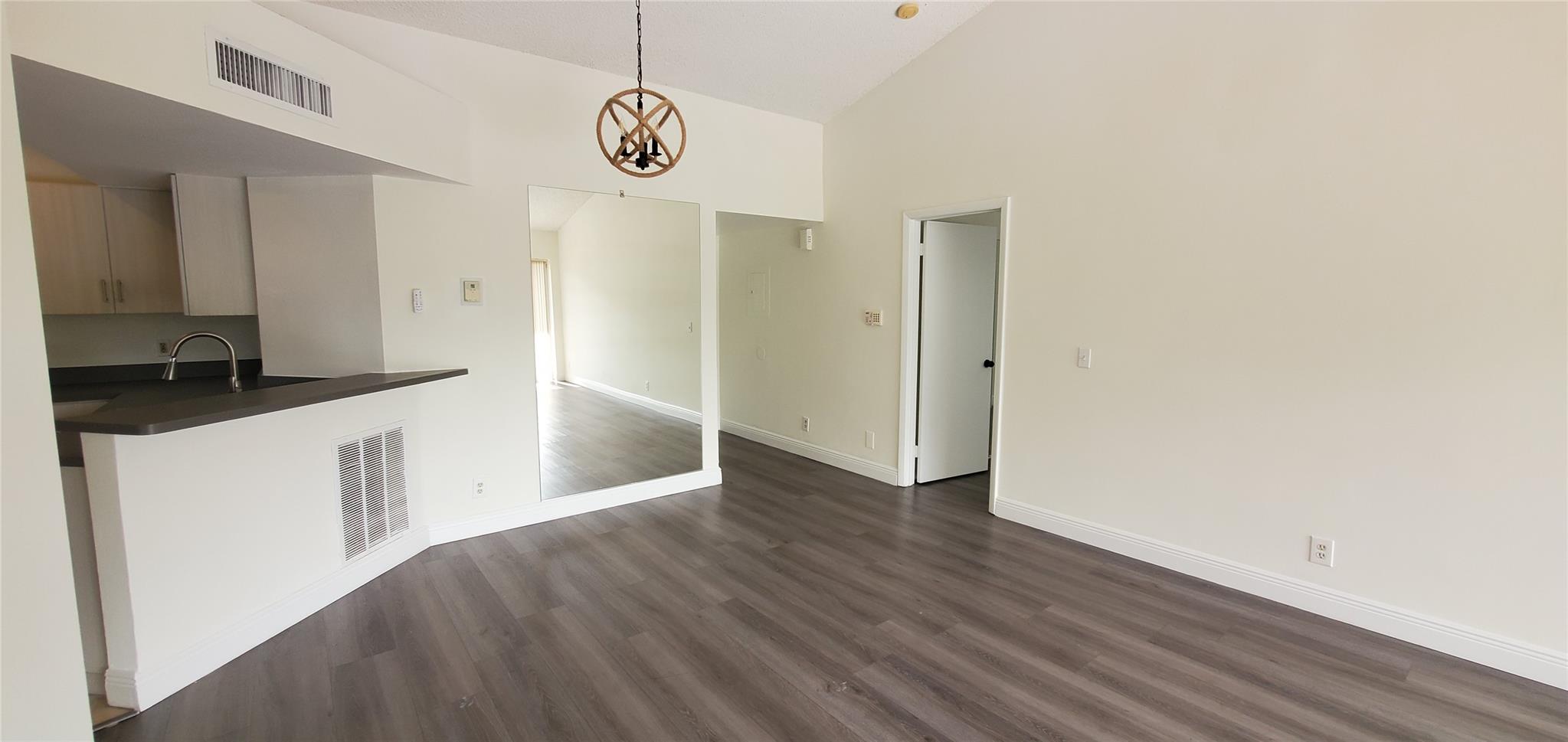 Edgewater Condo - Residential Lease