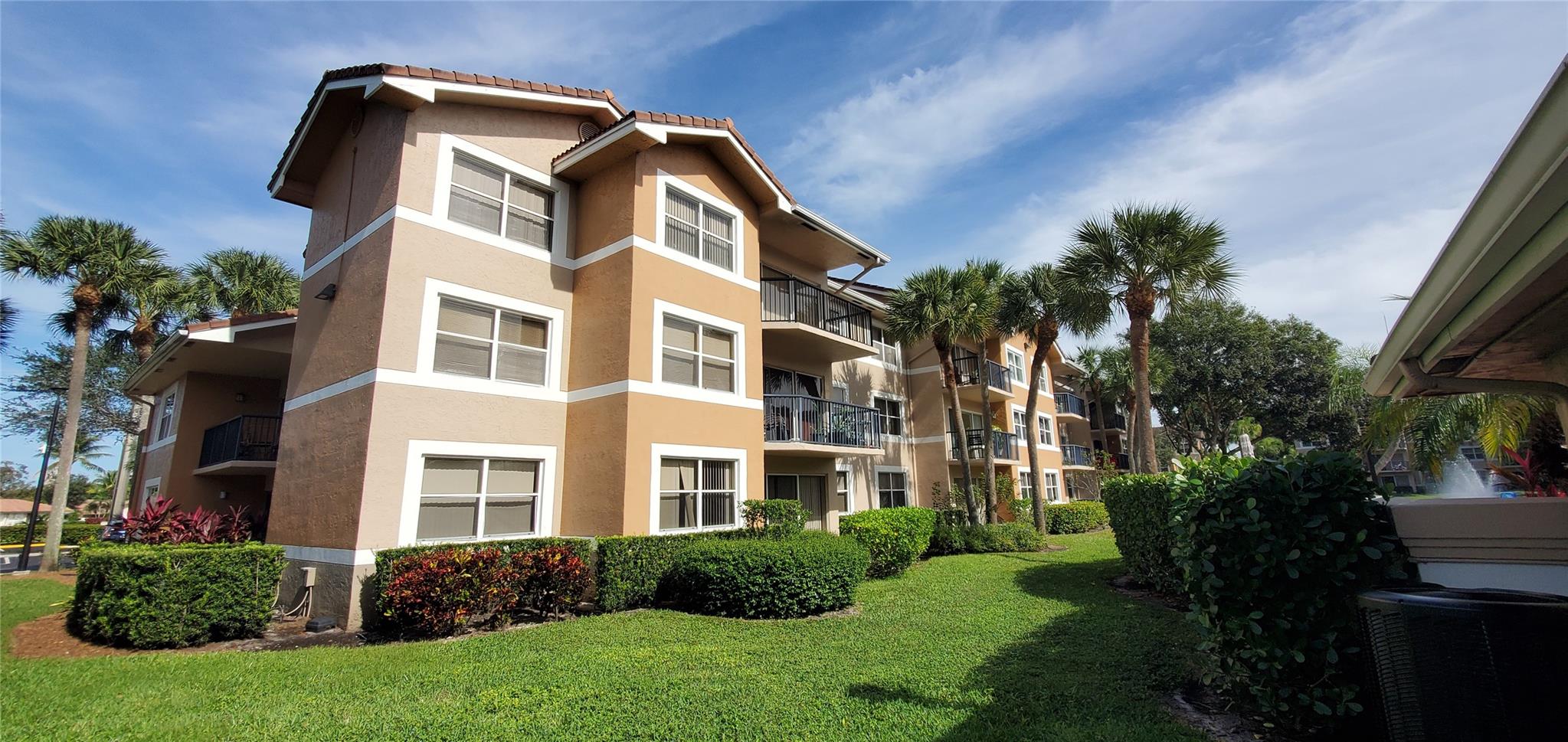 Edgewater Condo - Residential Lease