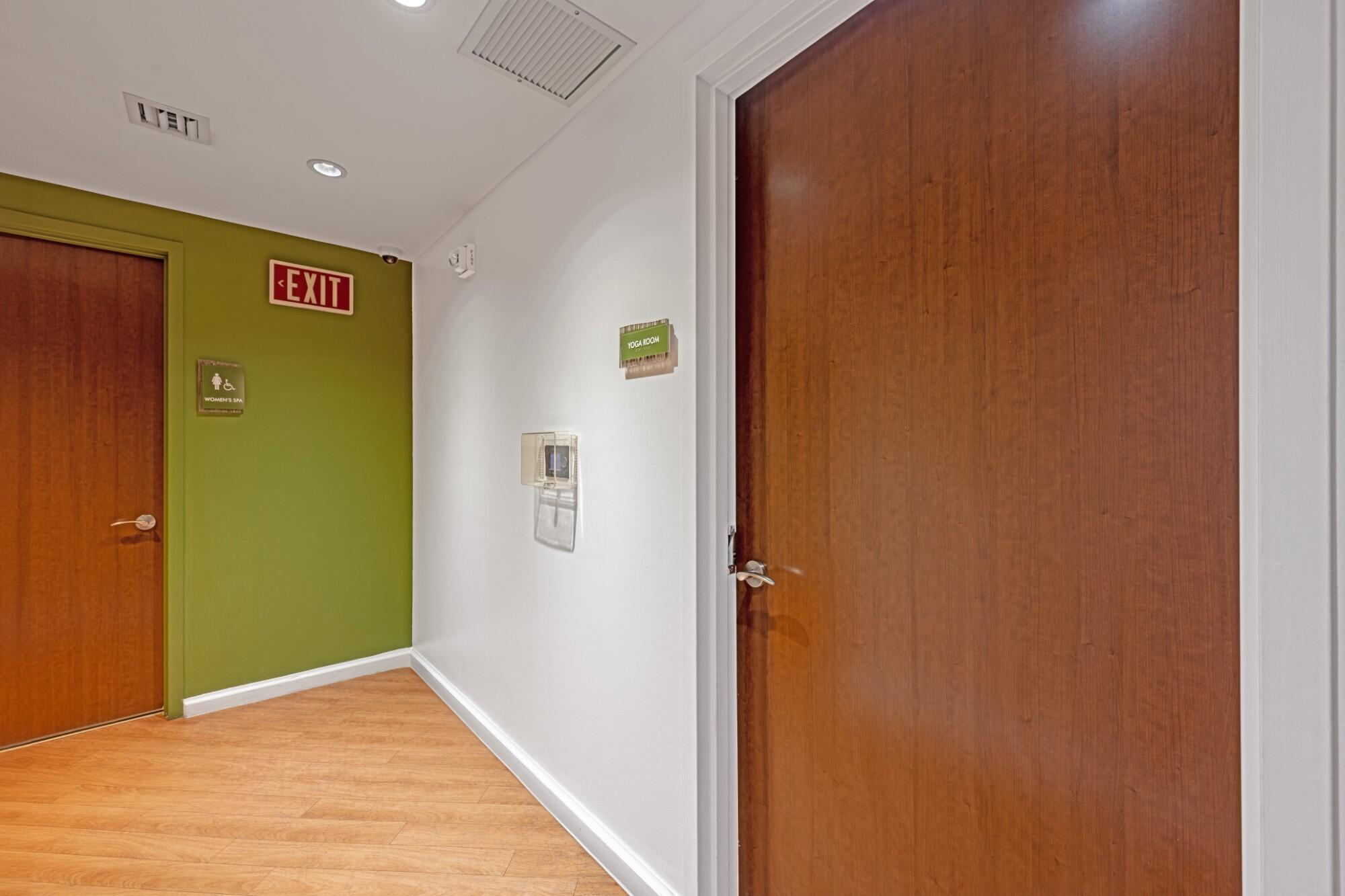 TAO SAWGRASS CONDOMINIUM - Residential