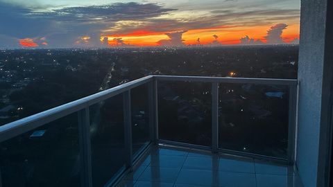 Tiny photo for 2641 N Flamingo Road #2108 N, Plantation, FL 33323 (MLS # B26013363)