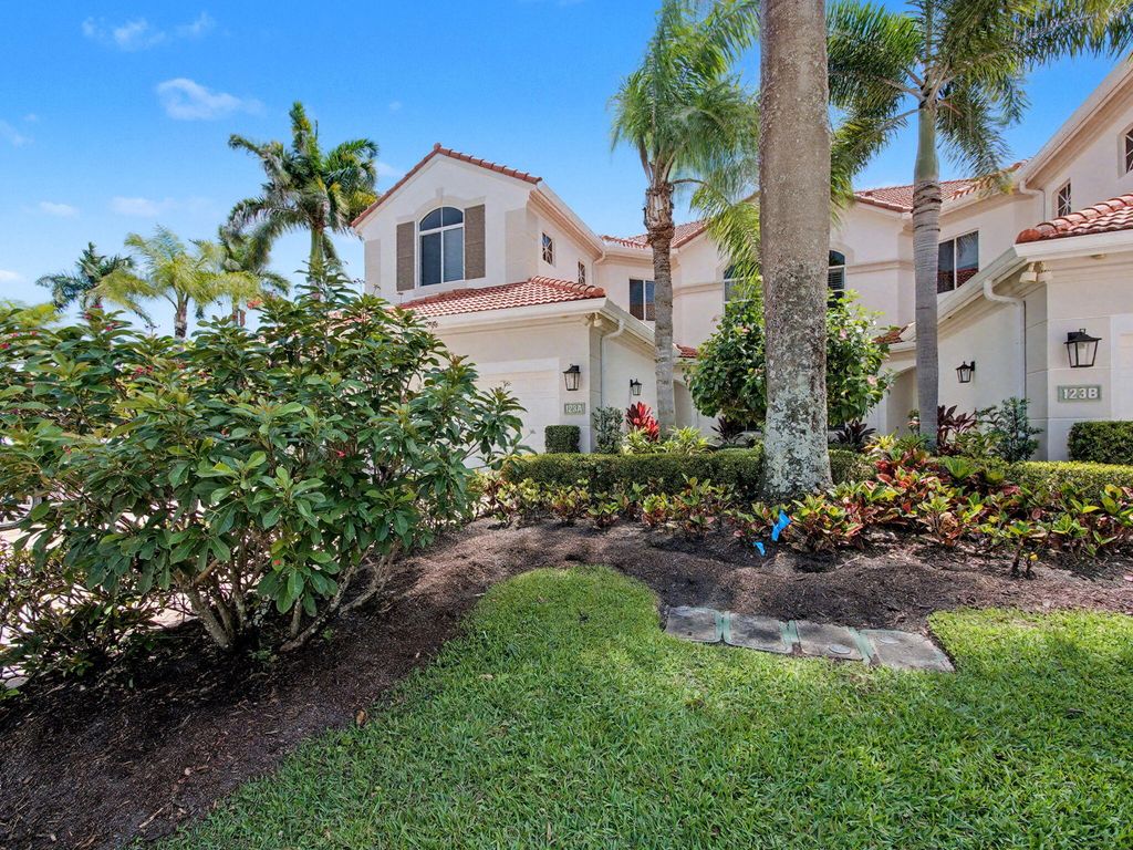 Photo of 123 Palm Bay Terrace #A, Palm Beach Gardens, FL 33418 (MLS # B26014846)