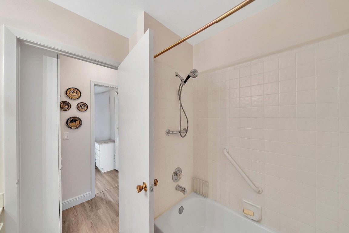 BAYVIEW VILLAGE A CONDO - Residential